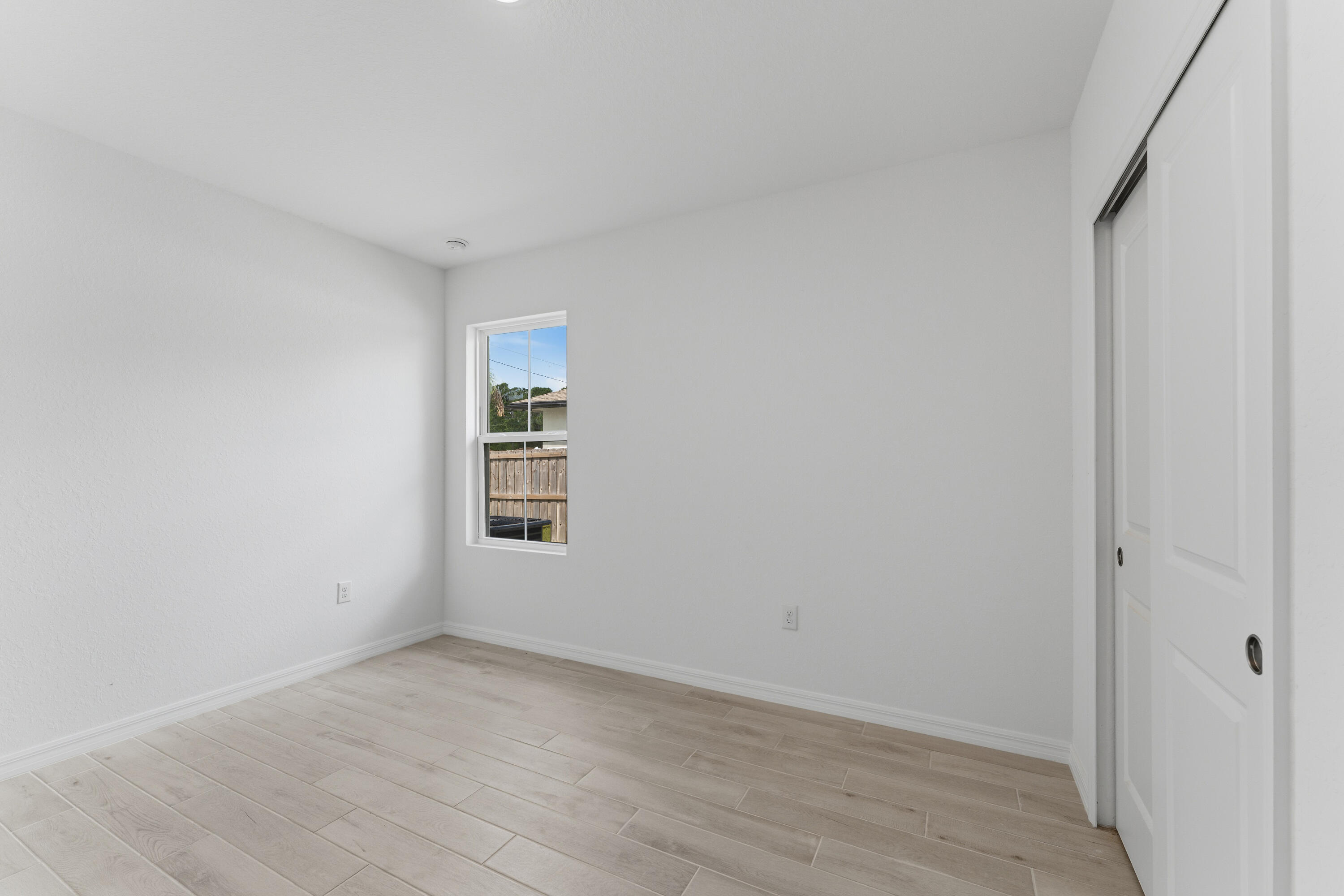 841 Nw Archer Avenue Property Photo 22