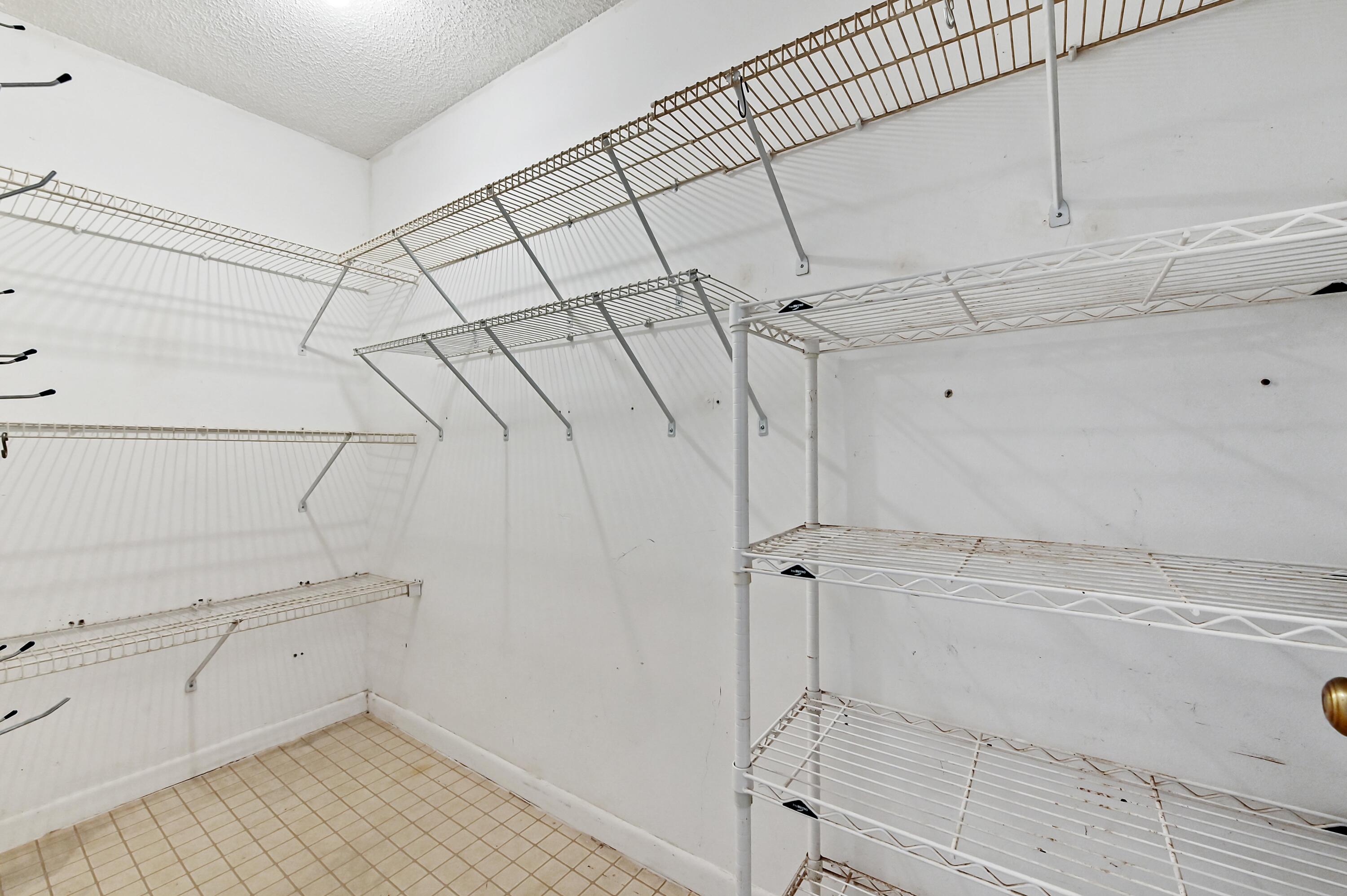 1701 Sabal Ridge Circle B Property Photo 17