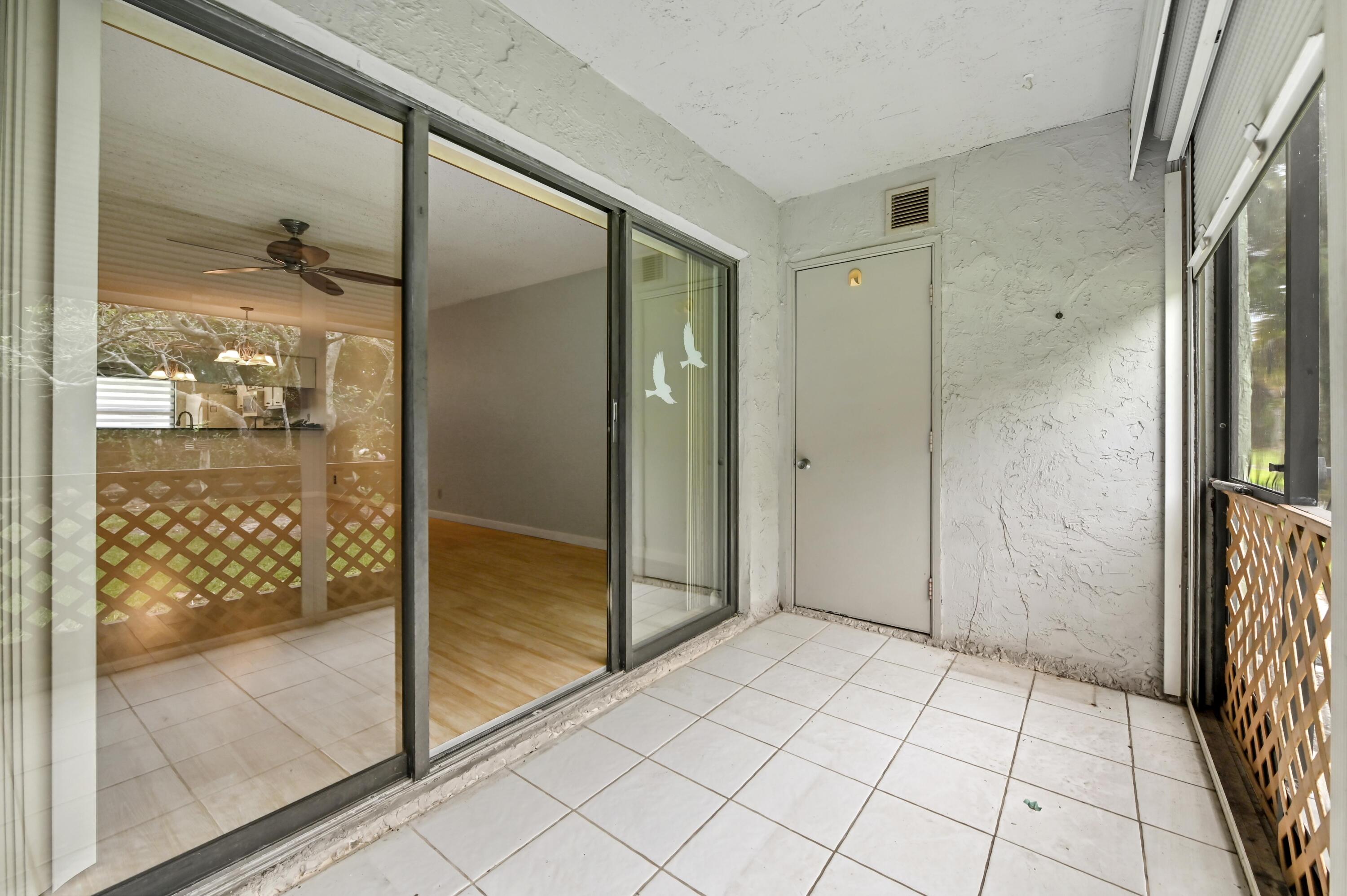 1701 Sabal Ridge Circle B Property Photo 19