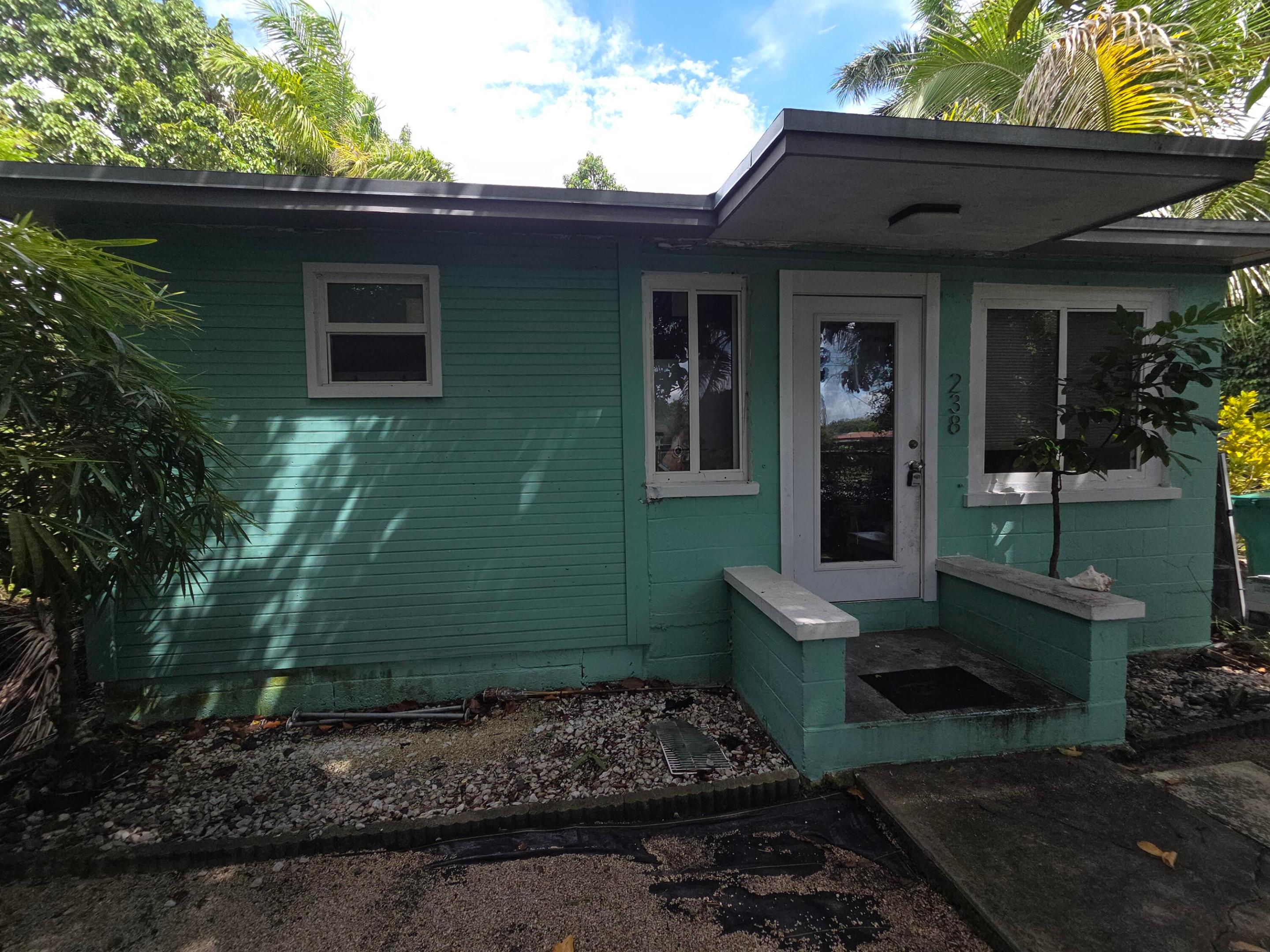 238 Sw 1st Street Property Photo 2
