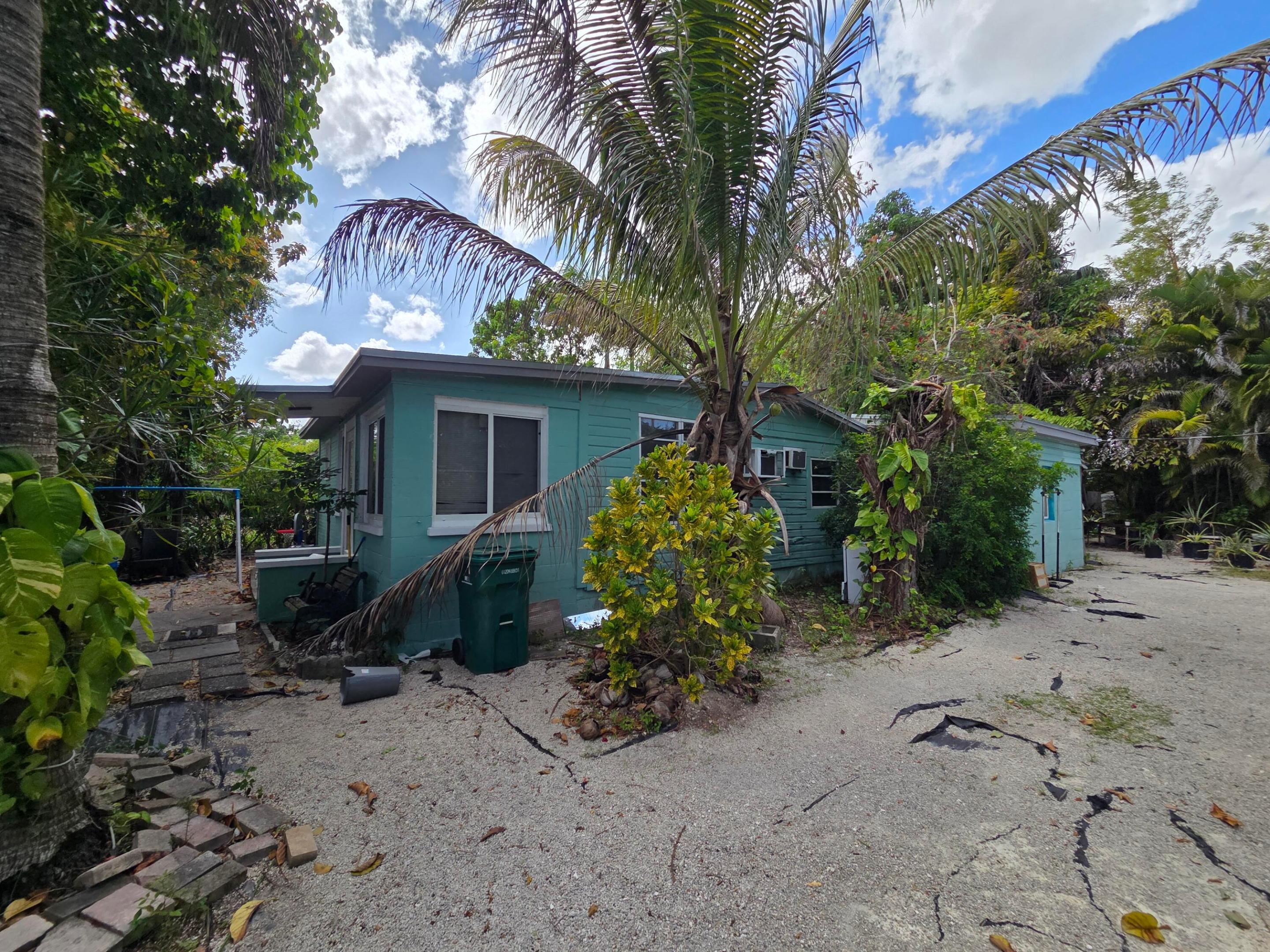 238 Sw 1st Street Property Photo 4