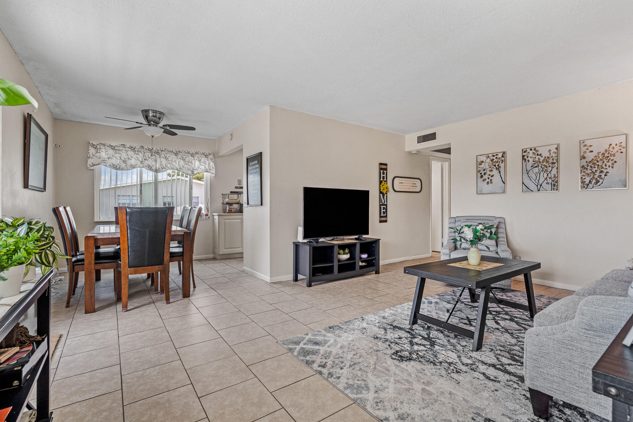 167 Cambridge G Property Photo 1