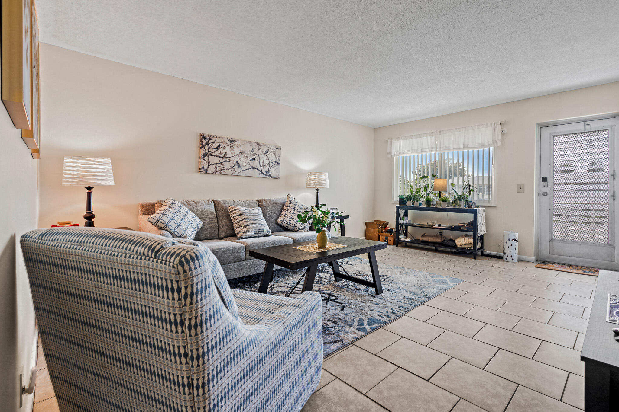 167 Cambridge G Property Photo 2