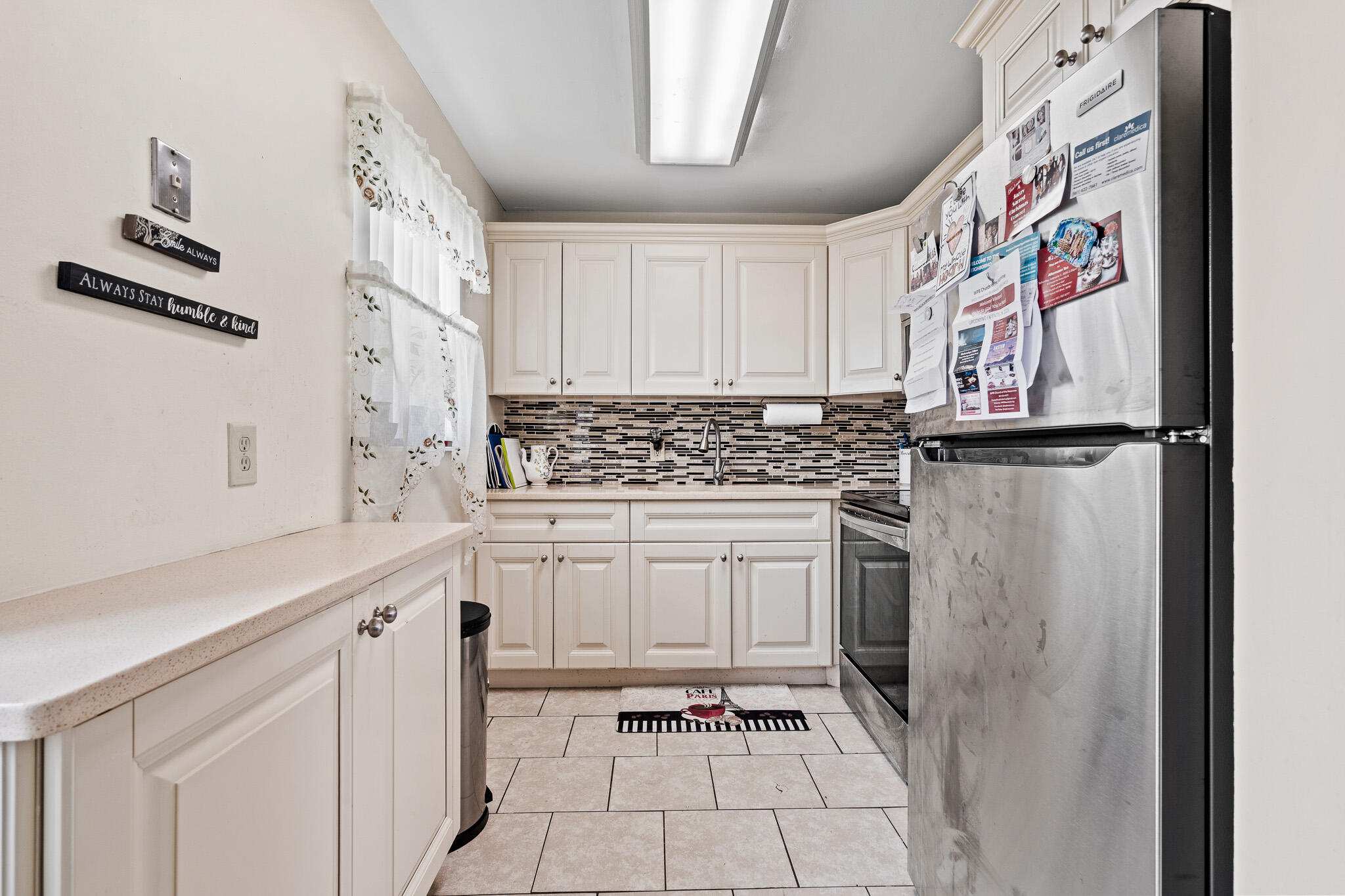 167 Cambridge G Property Photo 6