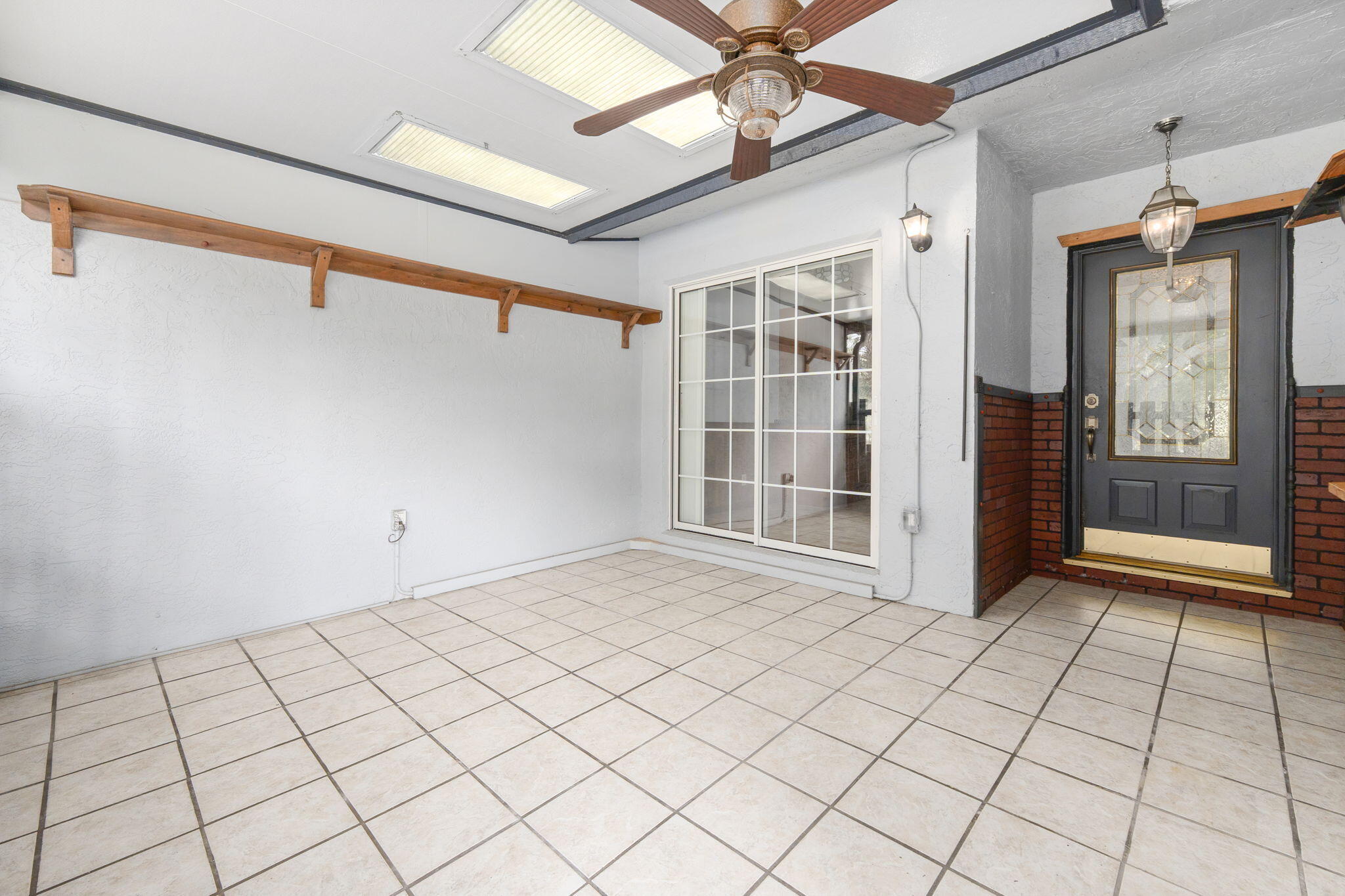 1767 S Dovetail Drive R Property Photo 4