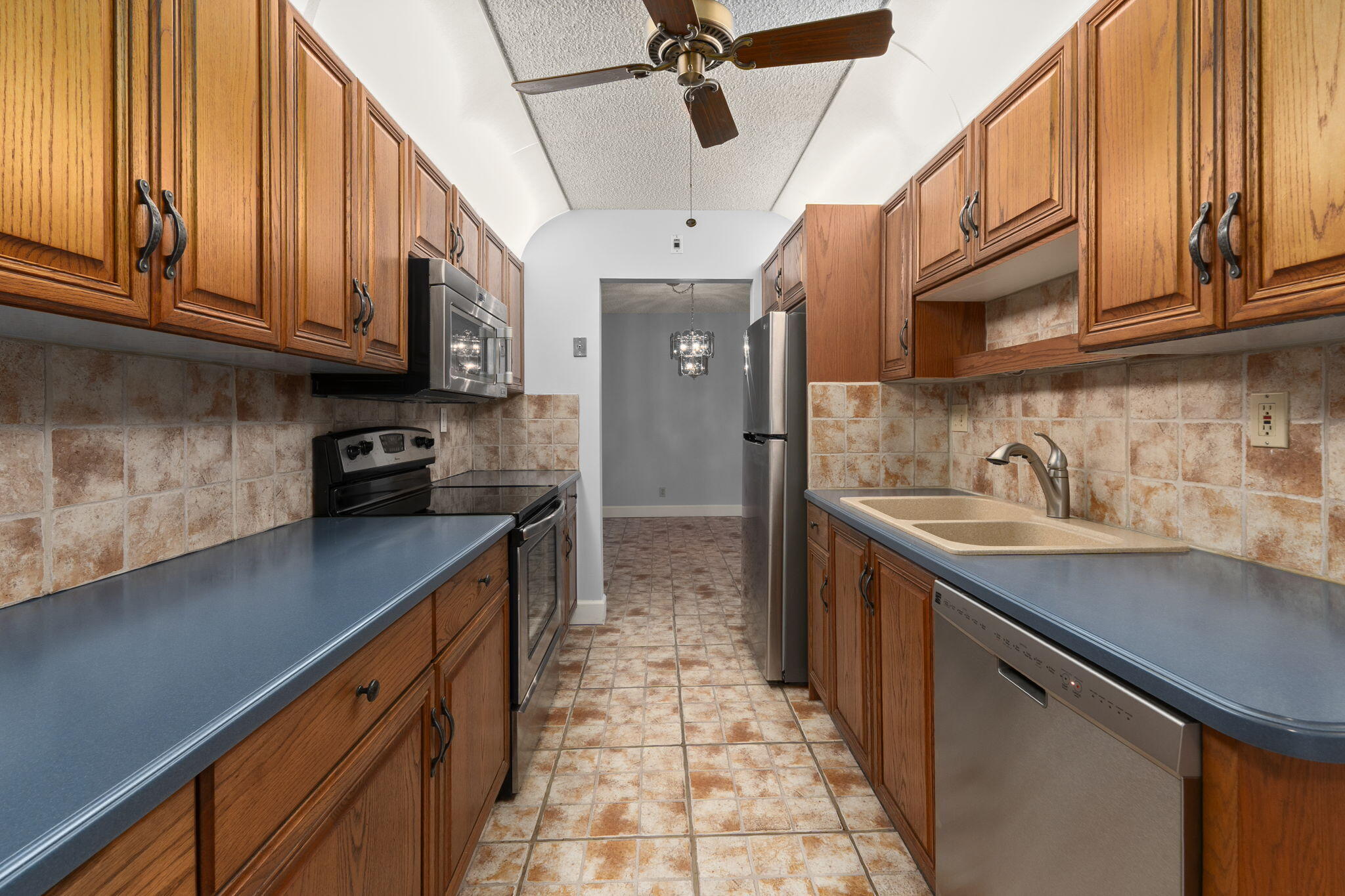 1767 S Dovetail Drive R Property Photo 10