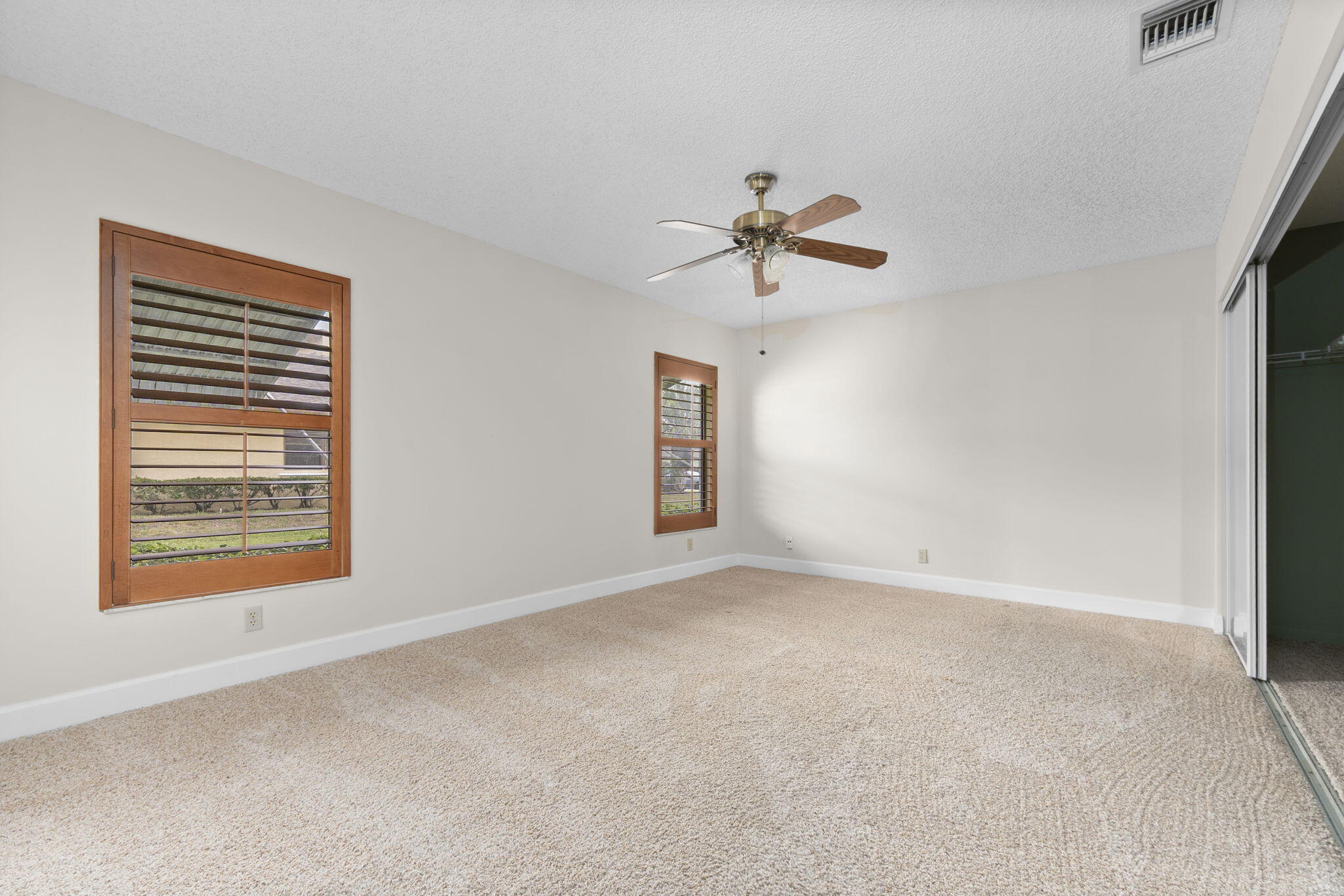 1767 S Dovetail Drive R Property Photo 23