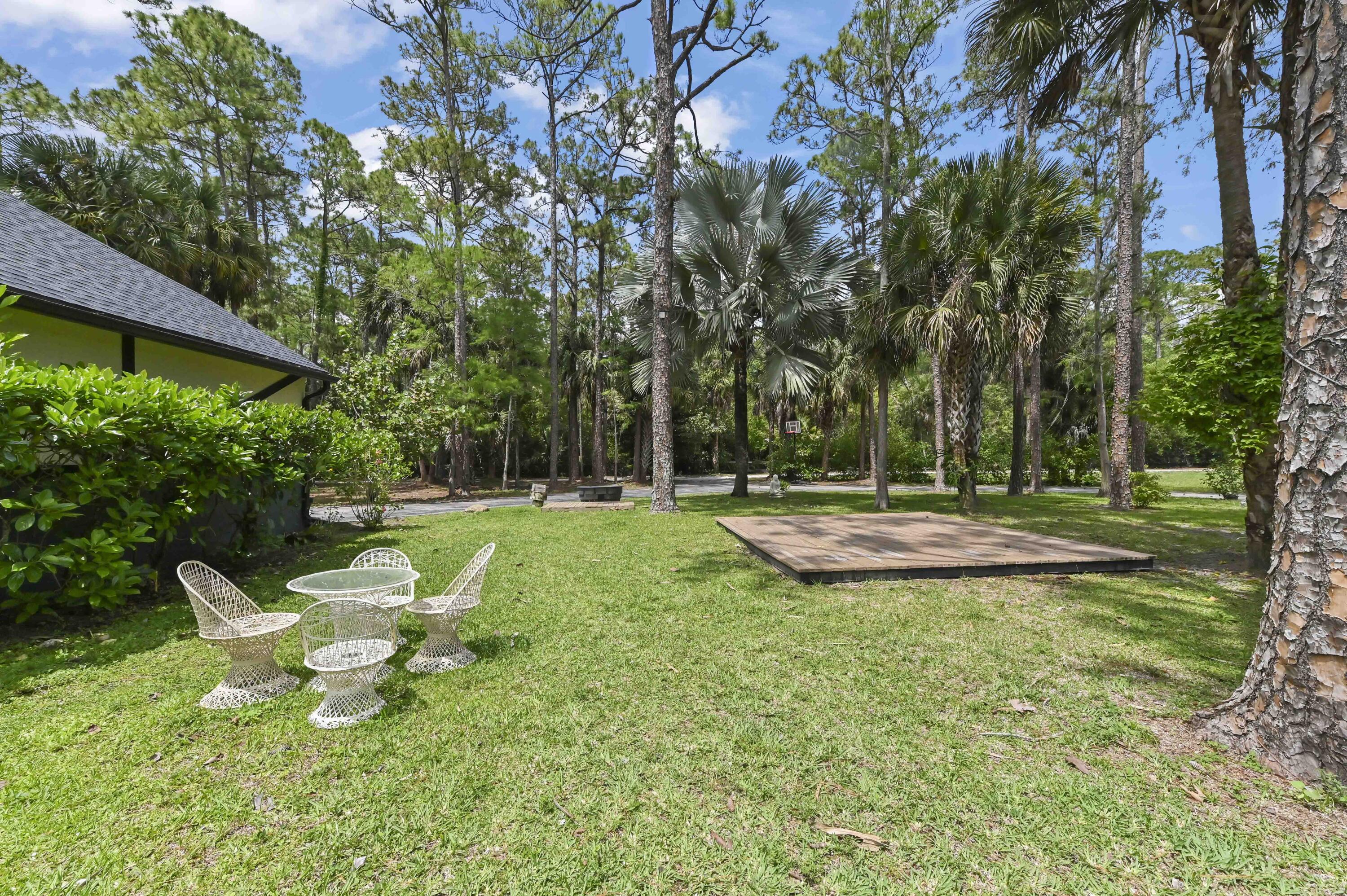 1339 Gallop Drive Property Photo 5