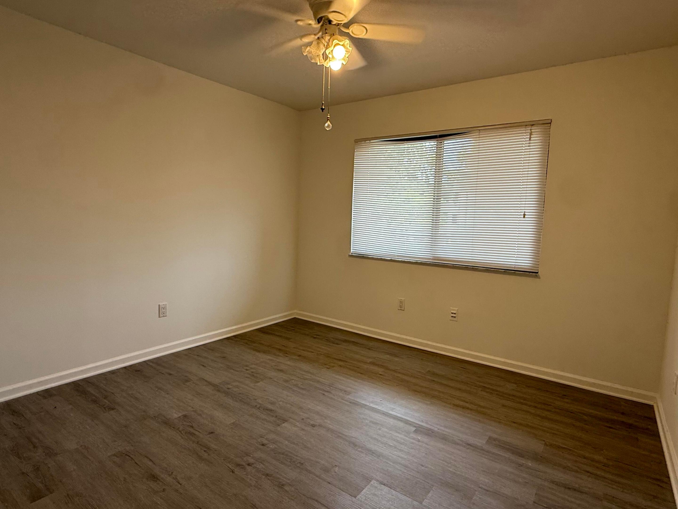 10641 W Clairmont Circle Property Photo 13