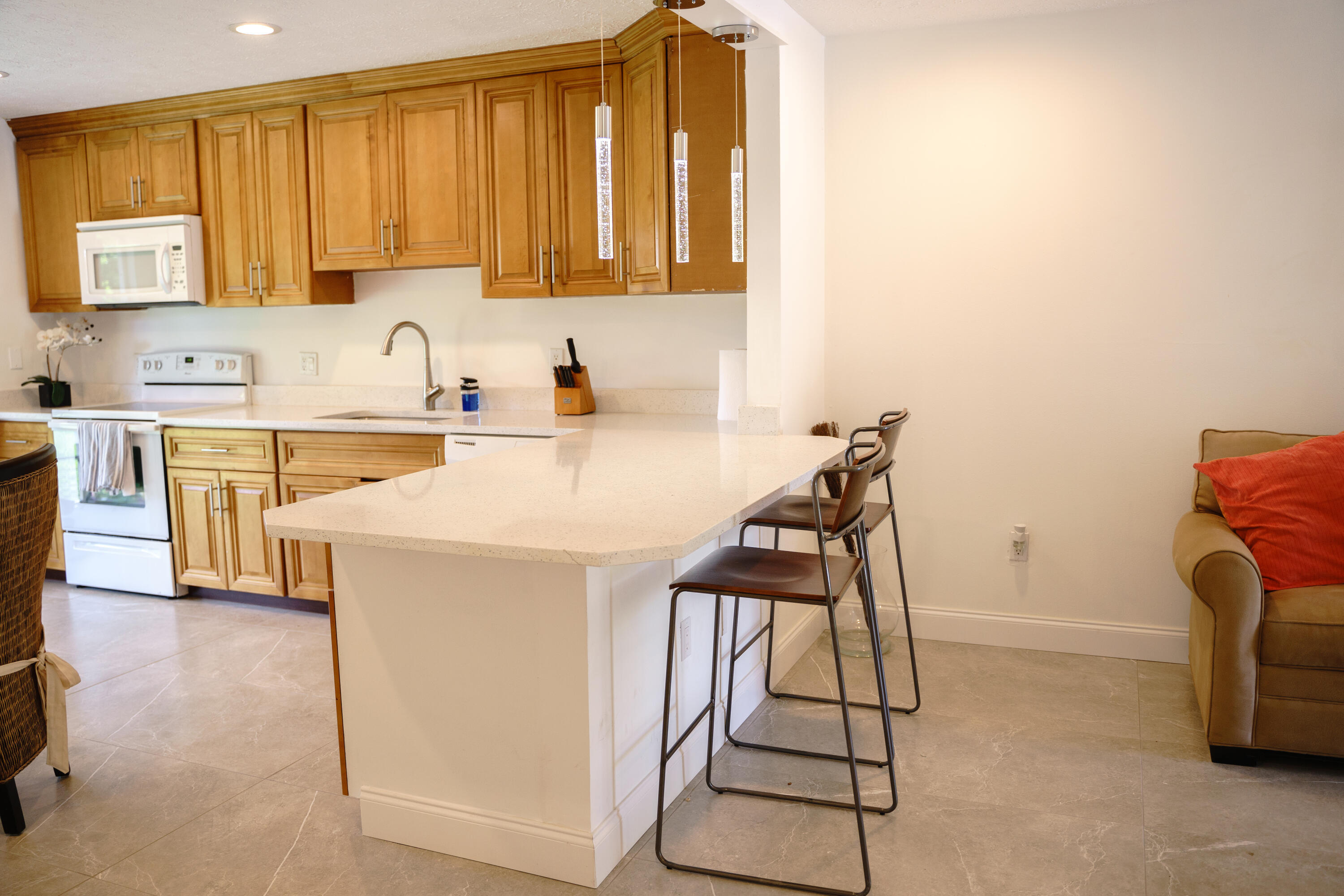 1425 Riverside Circle Property Photo 8