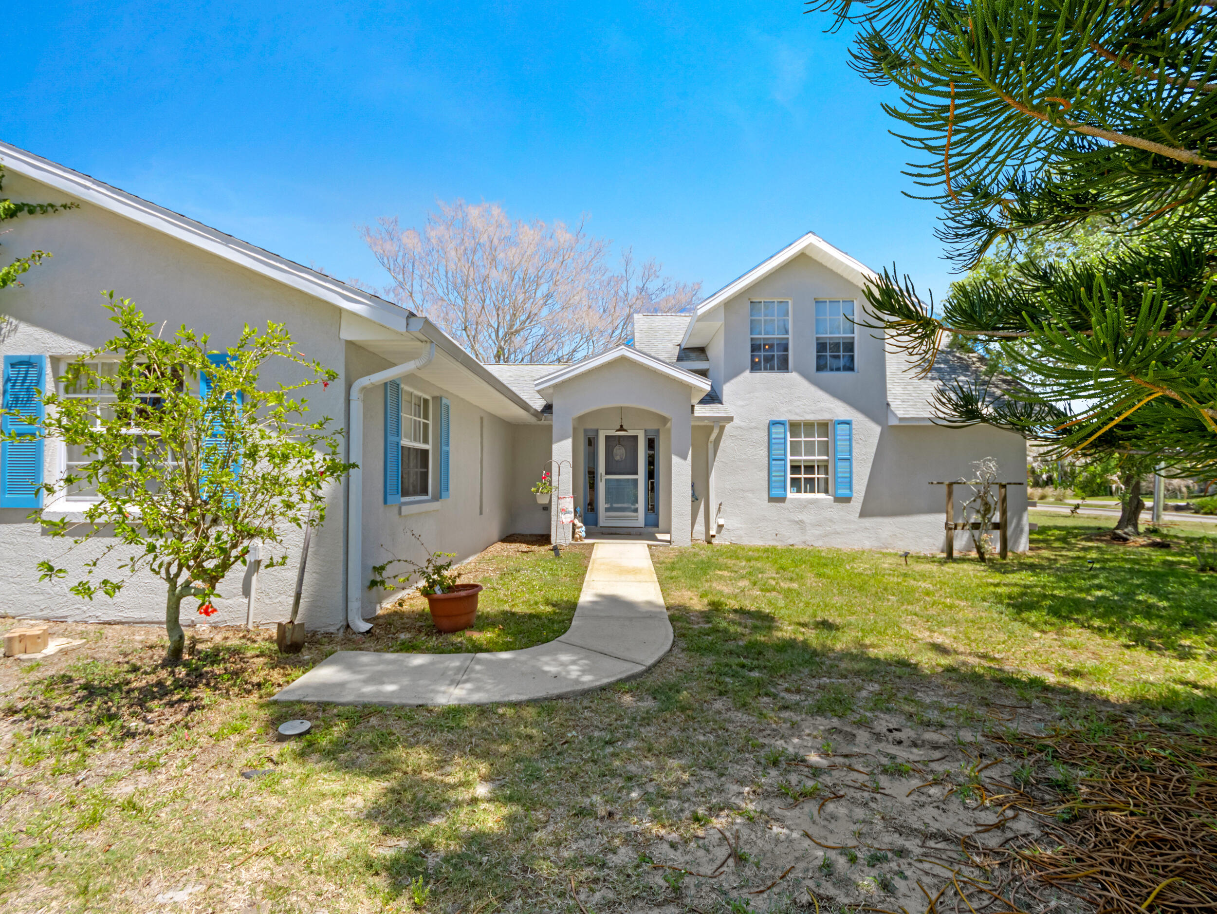 532 Sunset Boulevard Property Photo 1