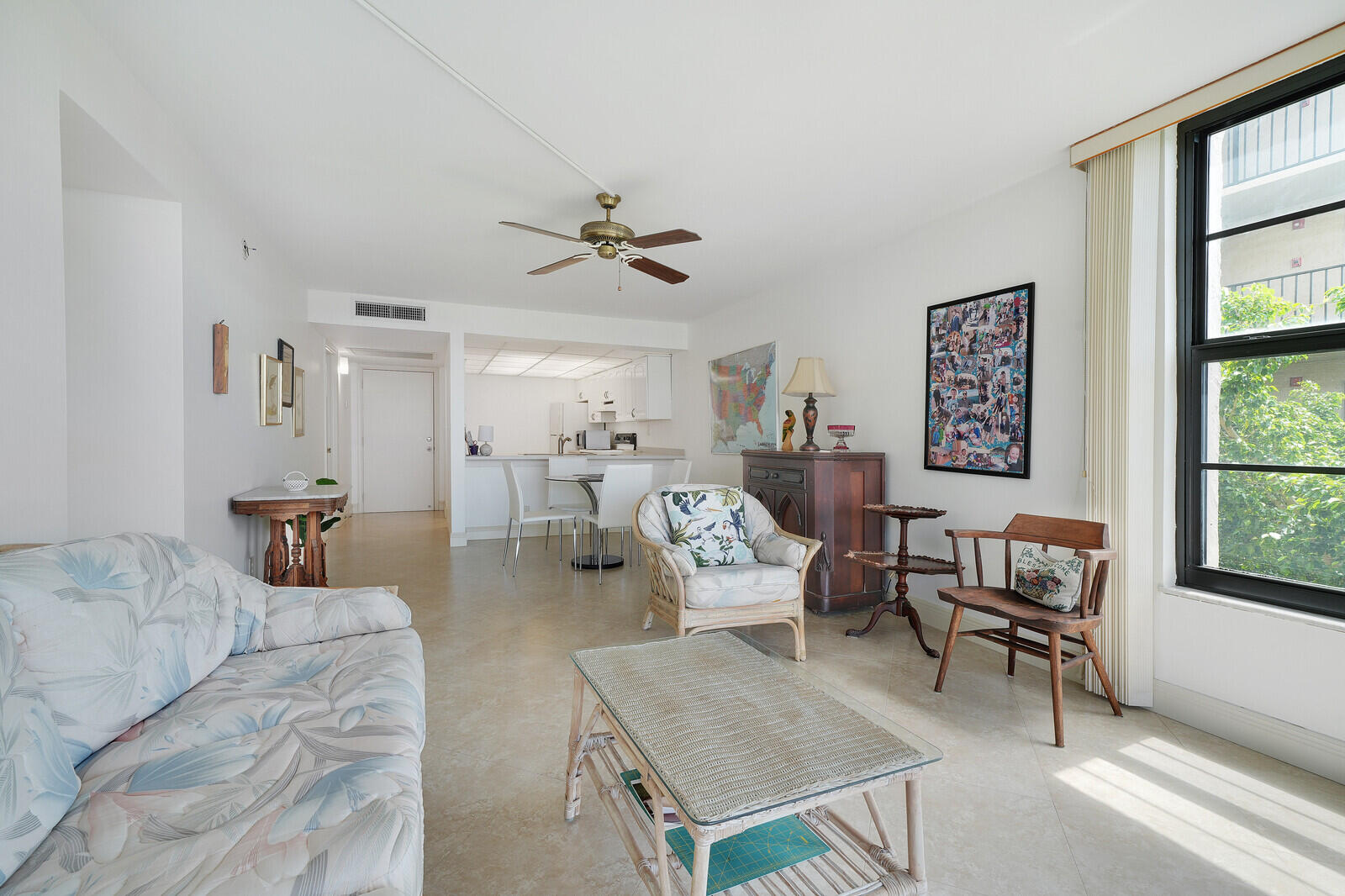 8 Royal Palm Way 401 Property Photo 7