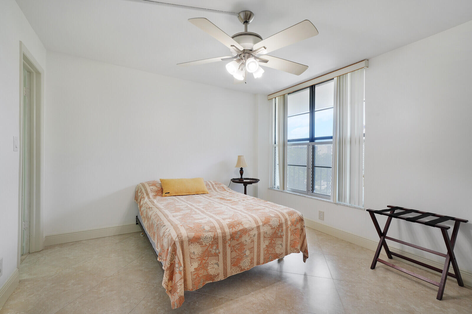 8 Royal Palm Way 401 Property Photo 14