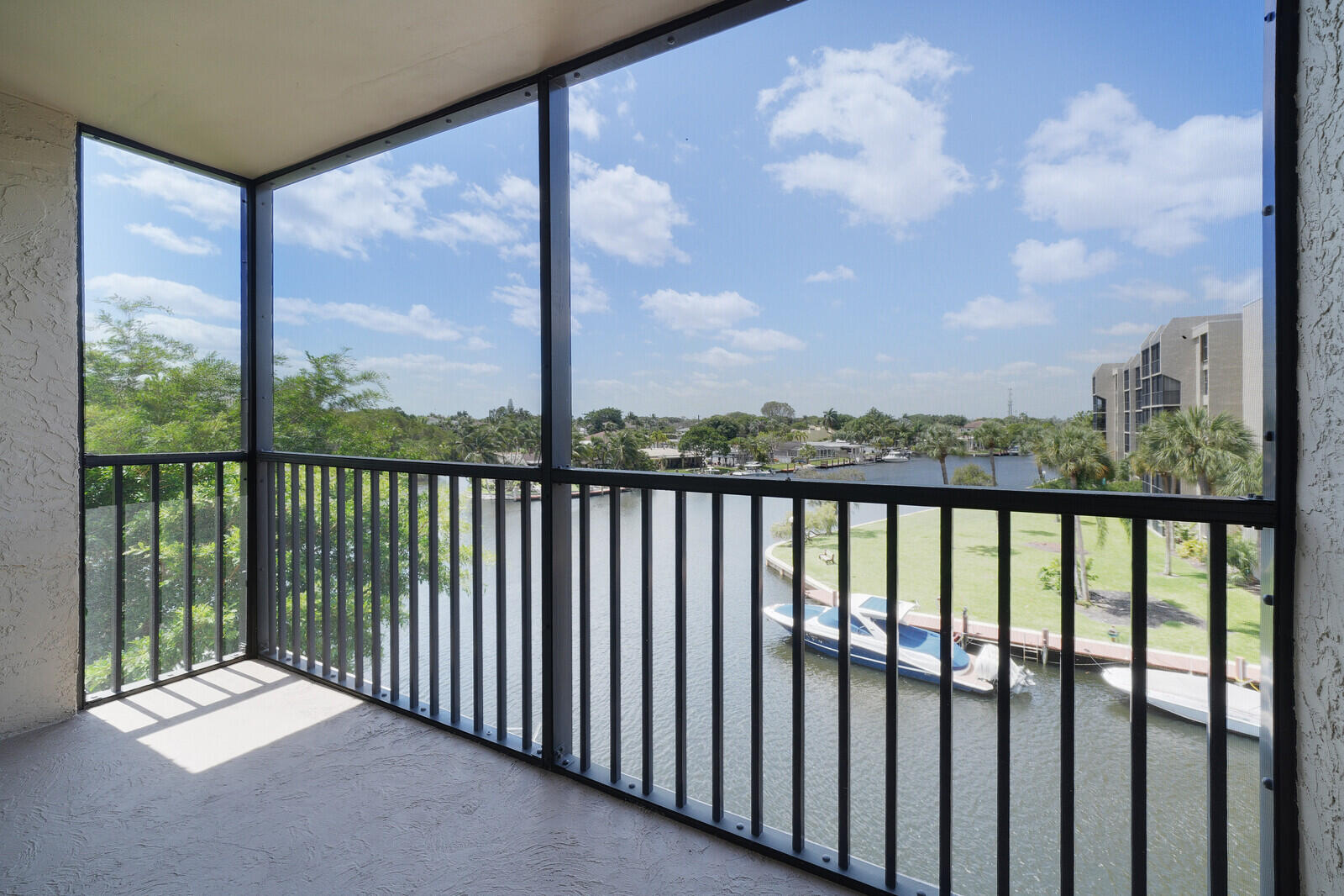8 Royal Palm Way 401 Property Photo 17