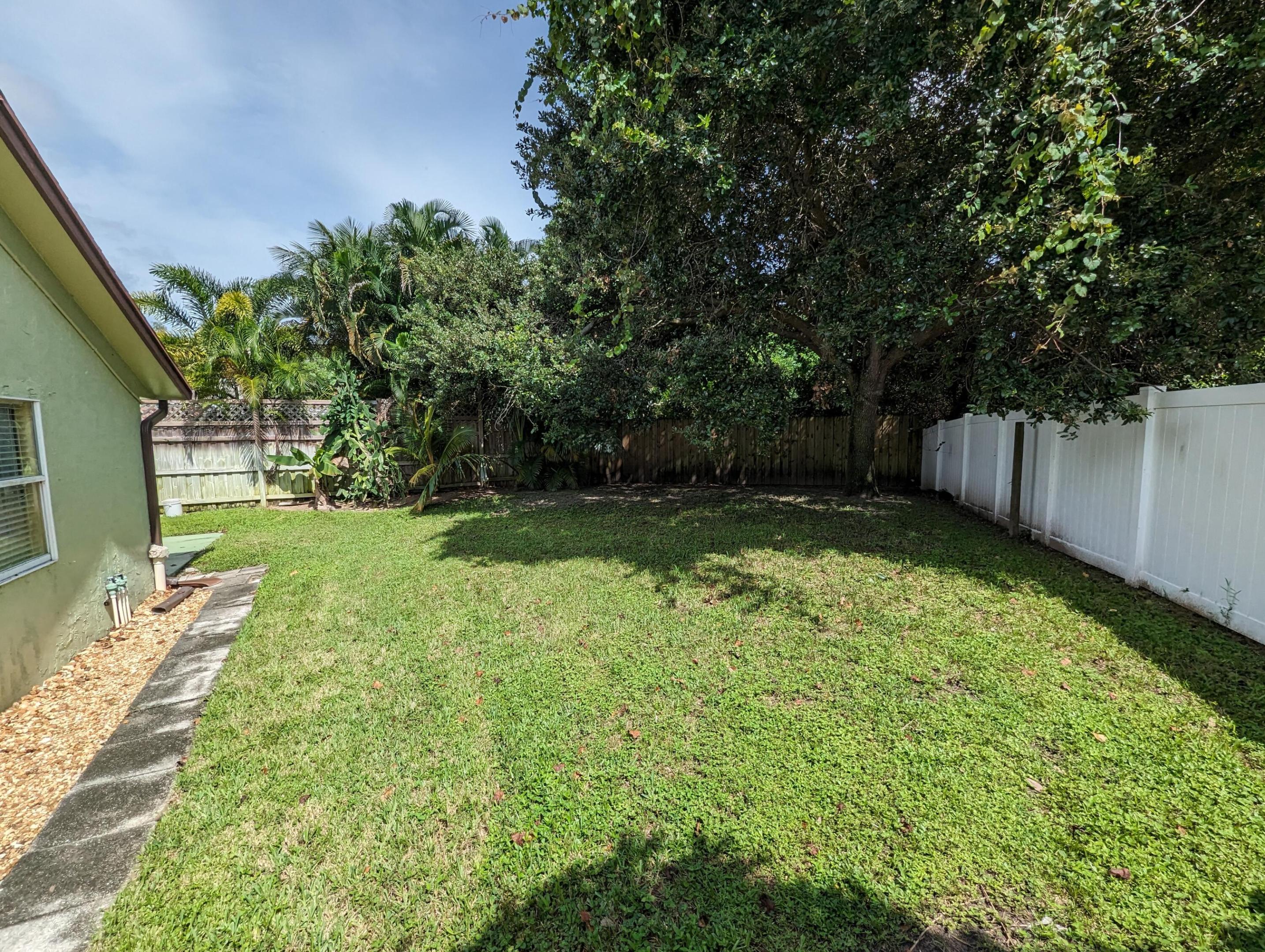 2394 Zeder Avenue Property Photo 17