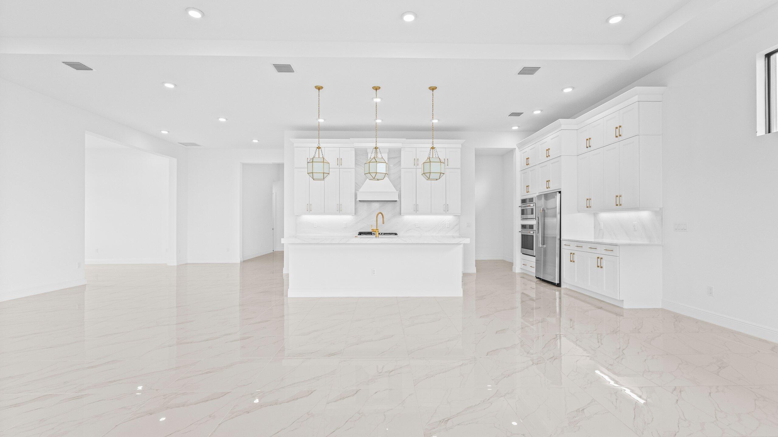5474 Hutchinson Way Property Photo 10