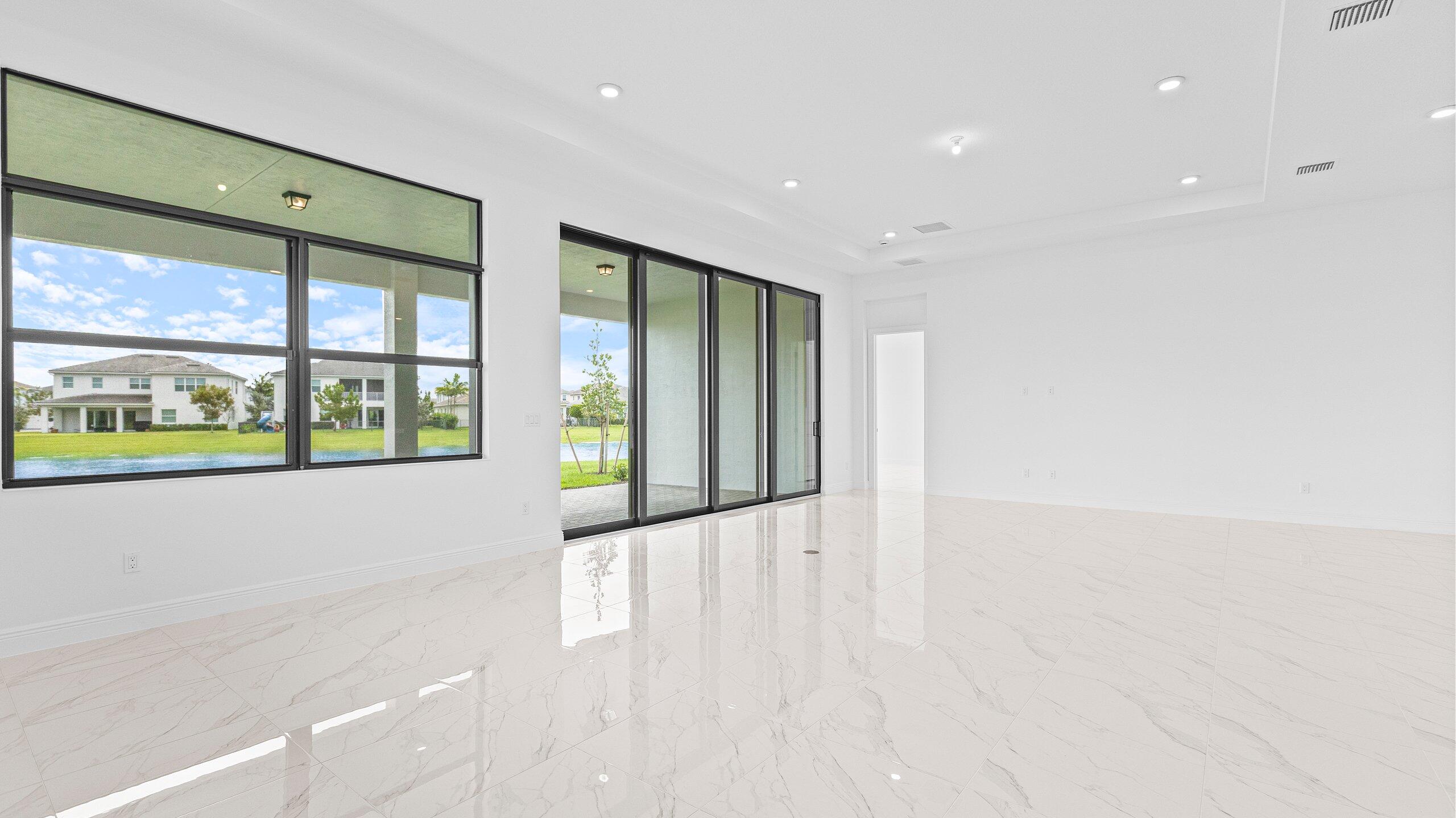 5474 Hutchinson Way Property Photo 13
