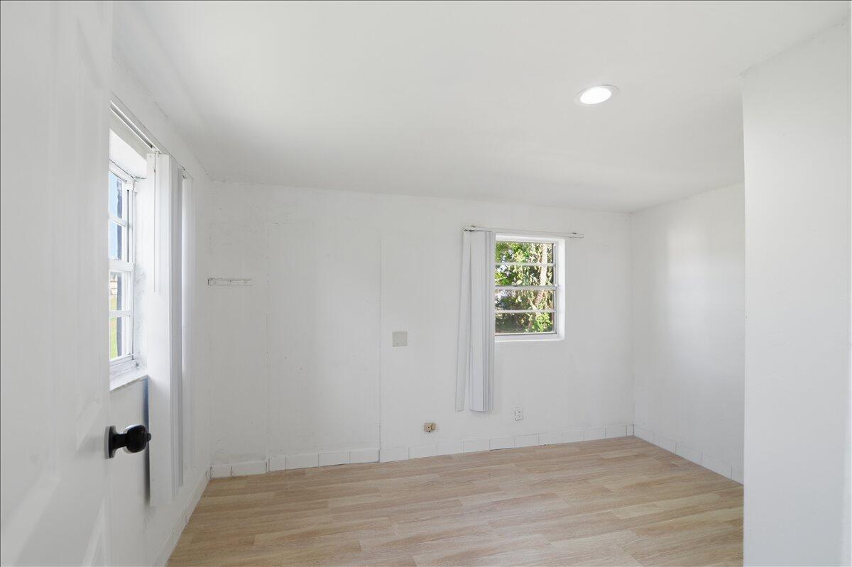 270 Sw 10th Avenue Property Photo 19