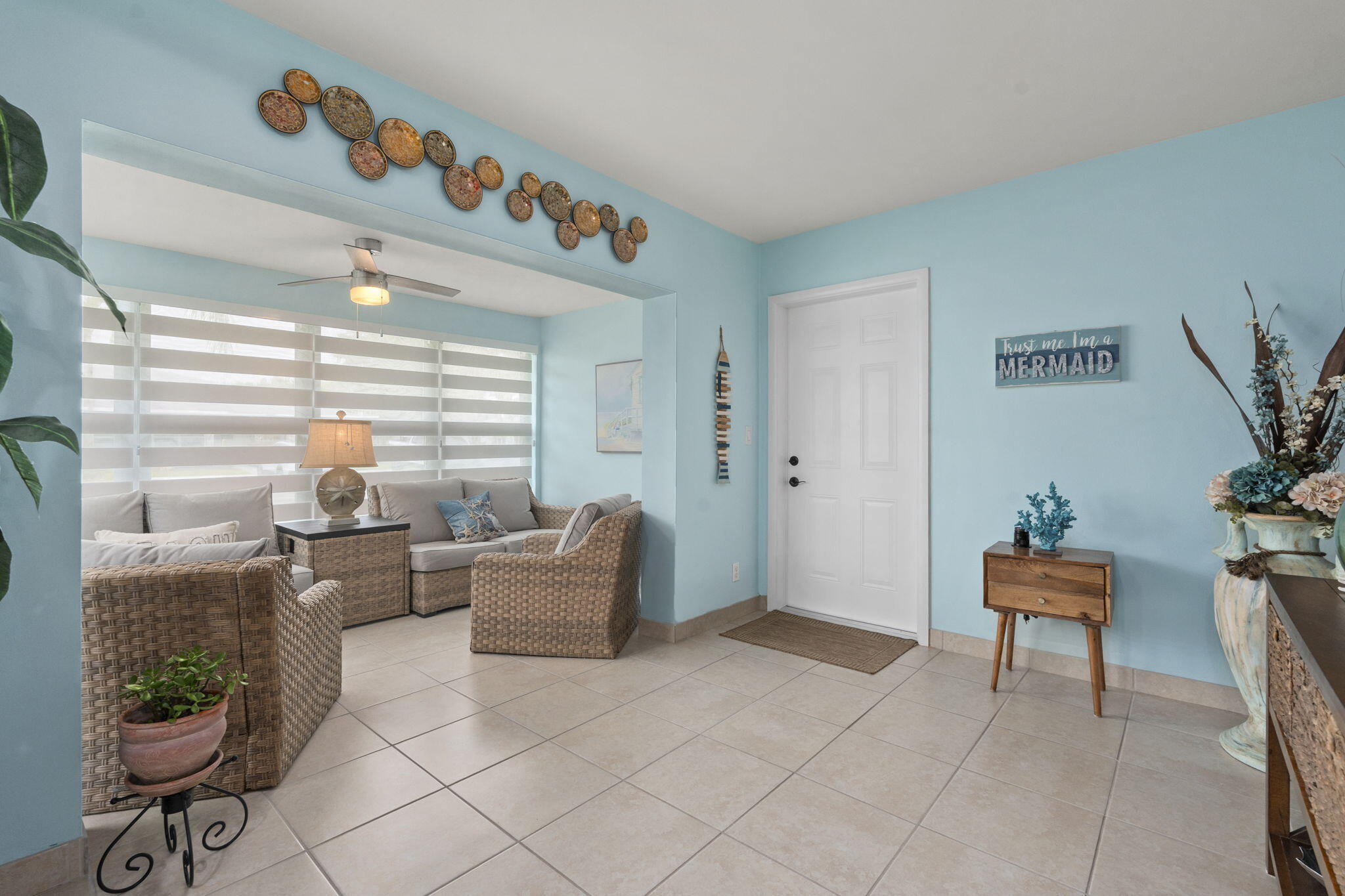 1177 S Drive Circle B Property Photo 2