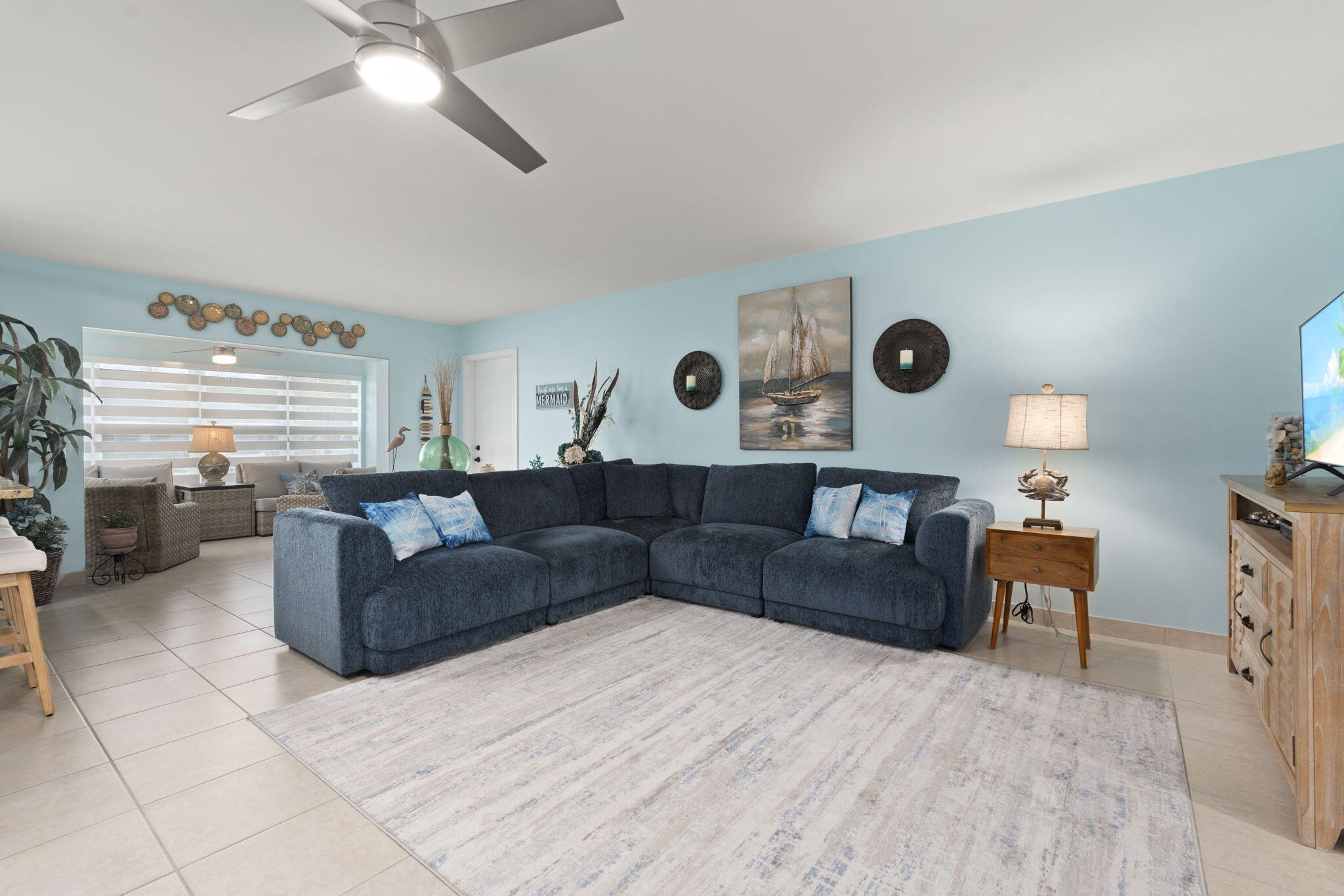 1177 S Drive Circle B Property Photo 6