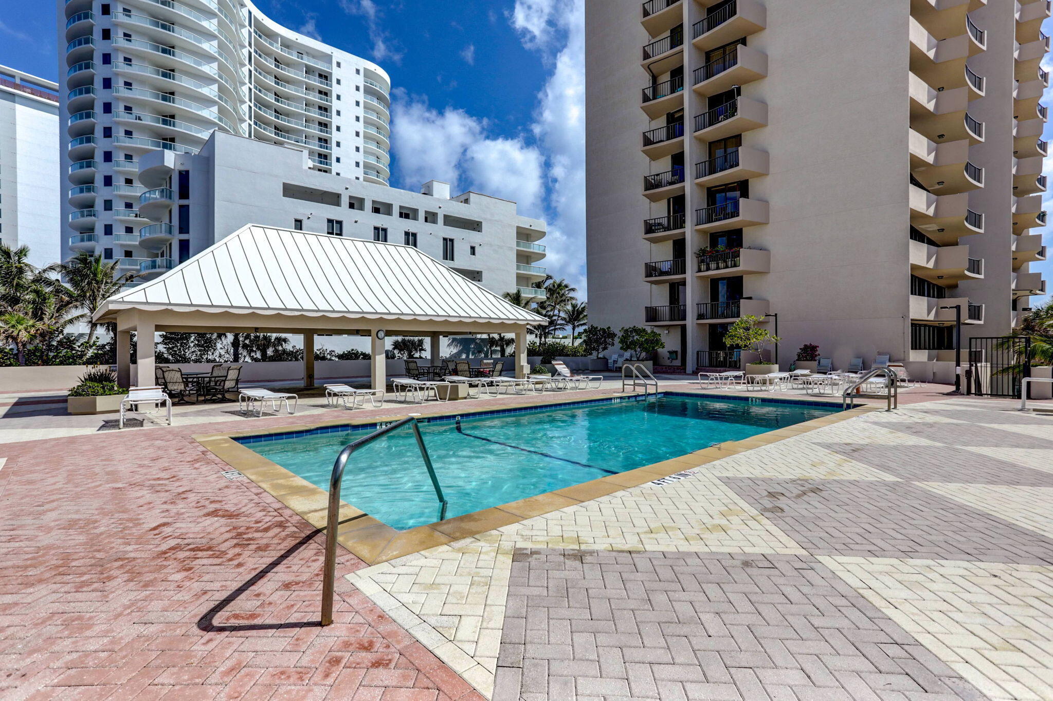 4200 N Ocean Drive 2-803 Property Photo 34