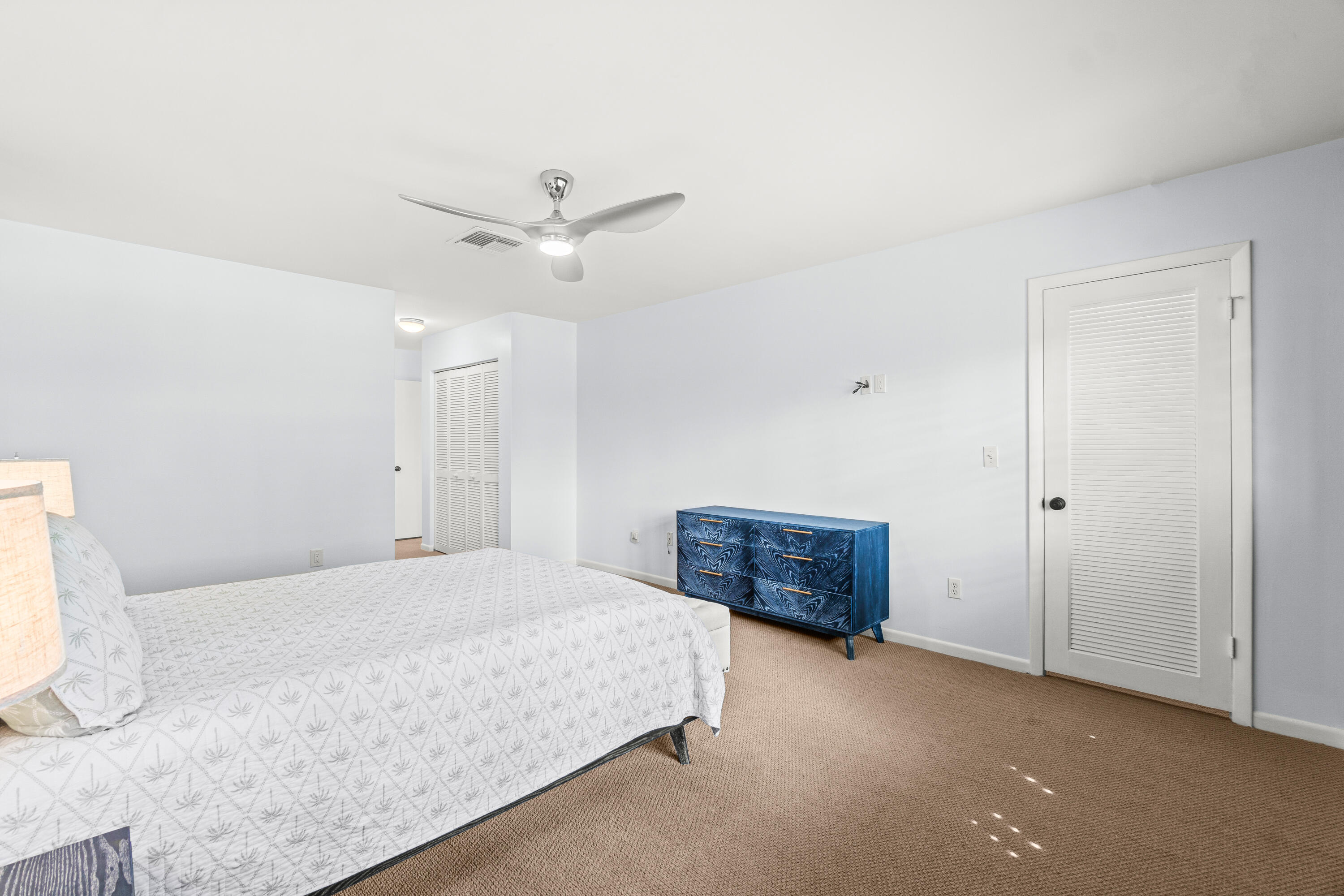5 Westgate Lane B Property Photo 22