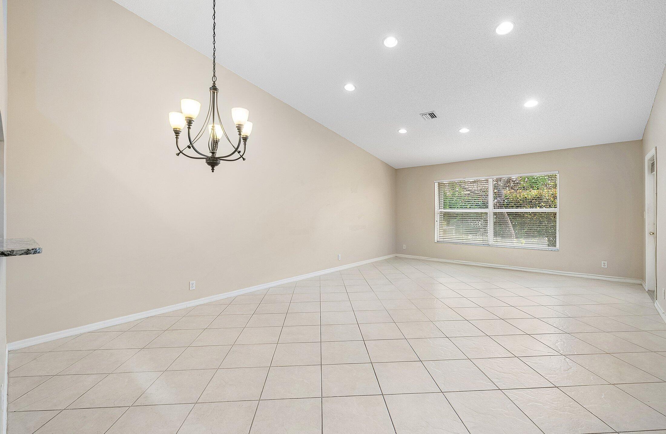 6060 Petunia Road Property Photo 10