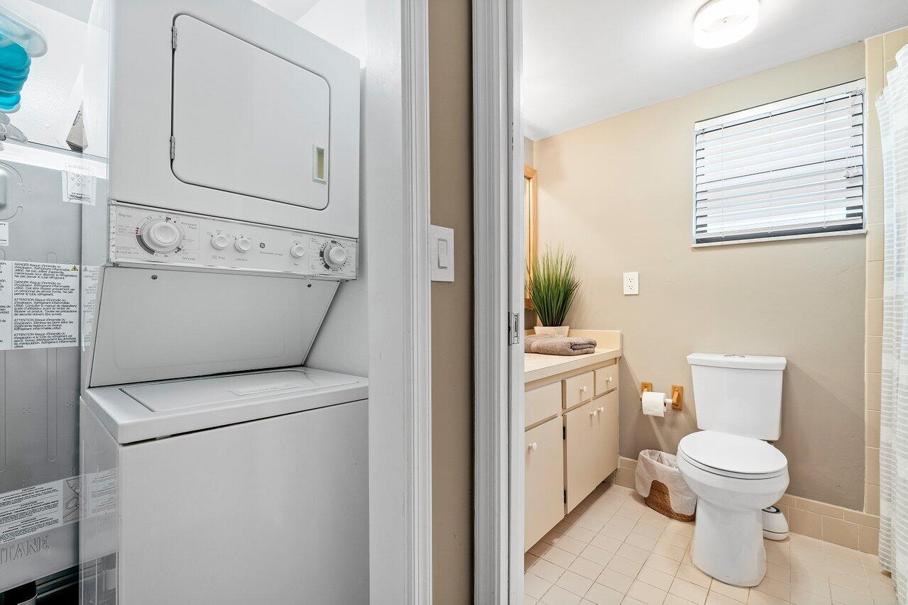 11863 Wimbledon Circle 407 Property Photo 15