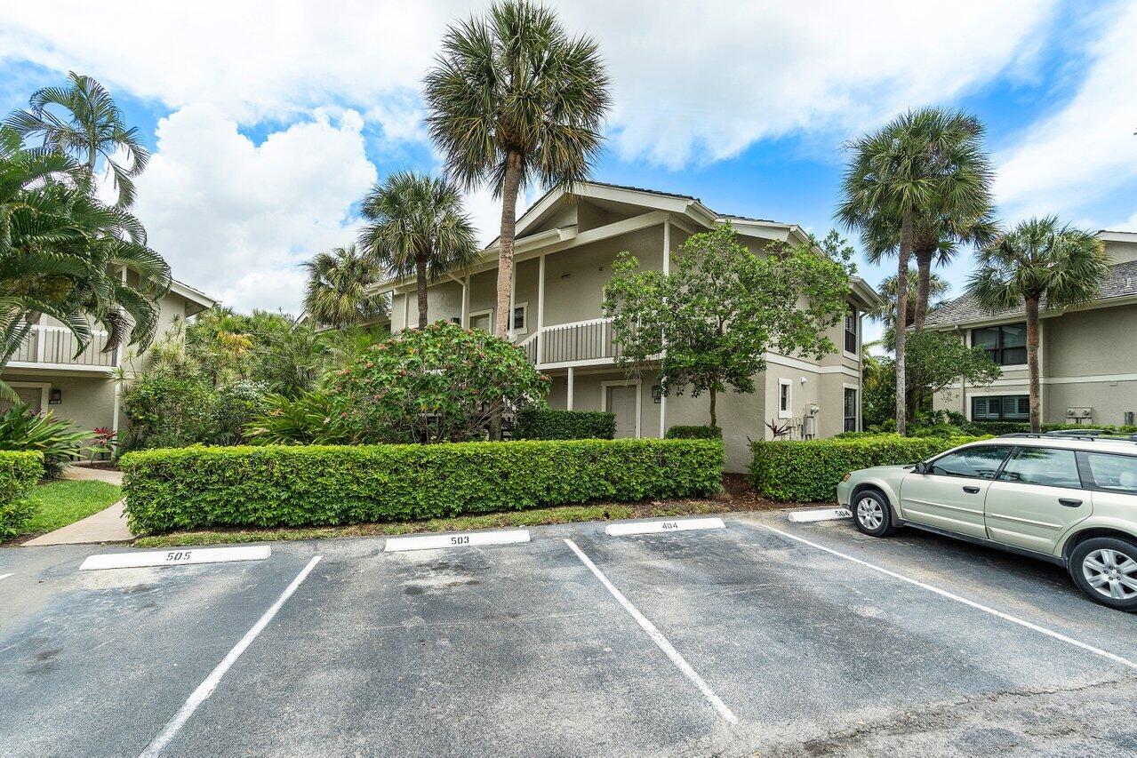 11863 Wimbledon Circle 407 Property Photo 17