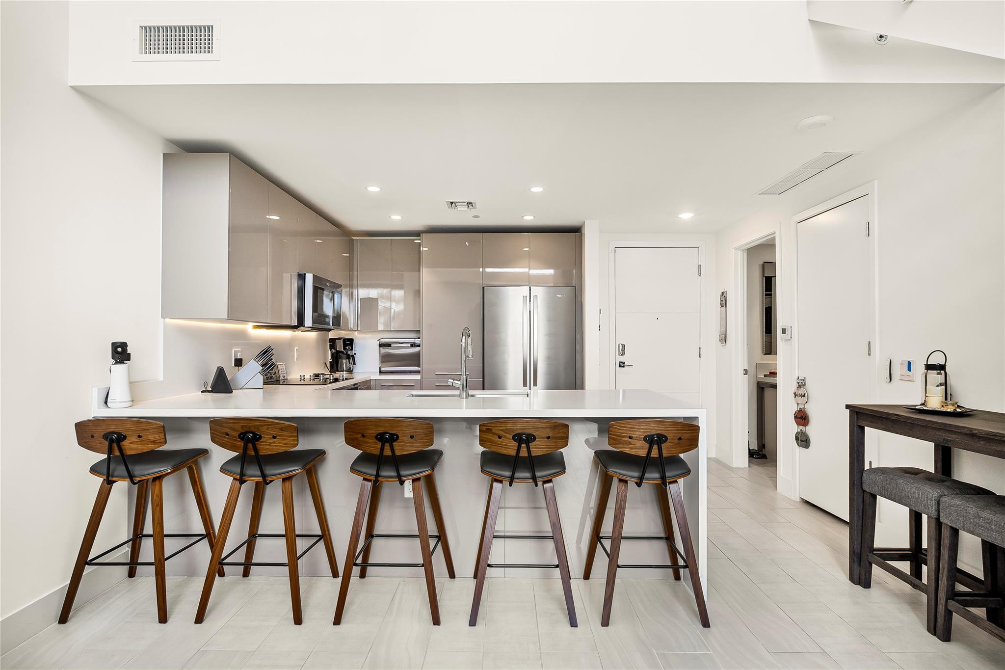 2000 Metropica Way 216 Property Photo 3