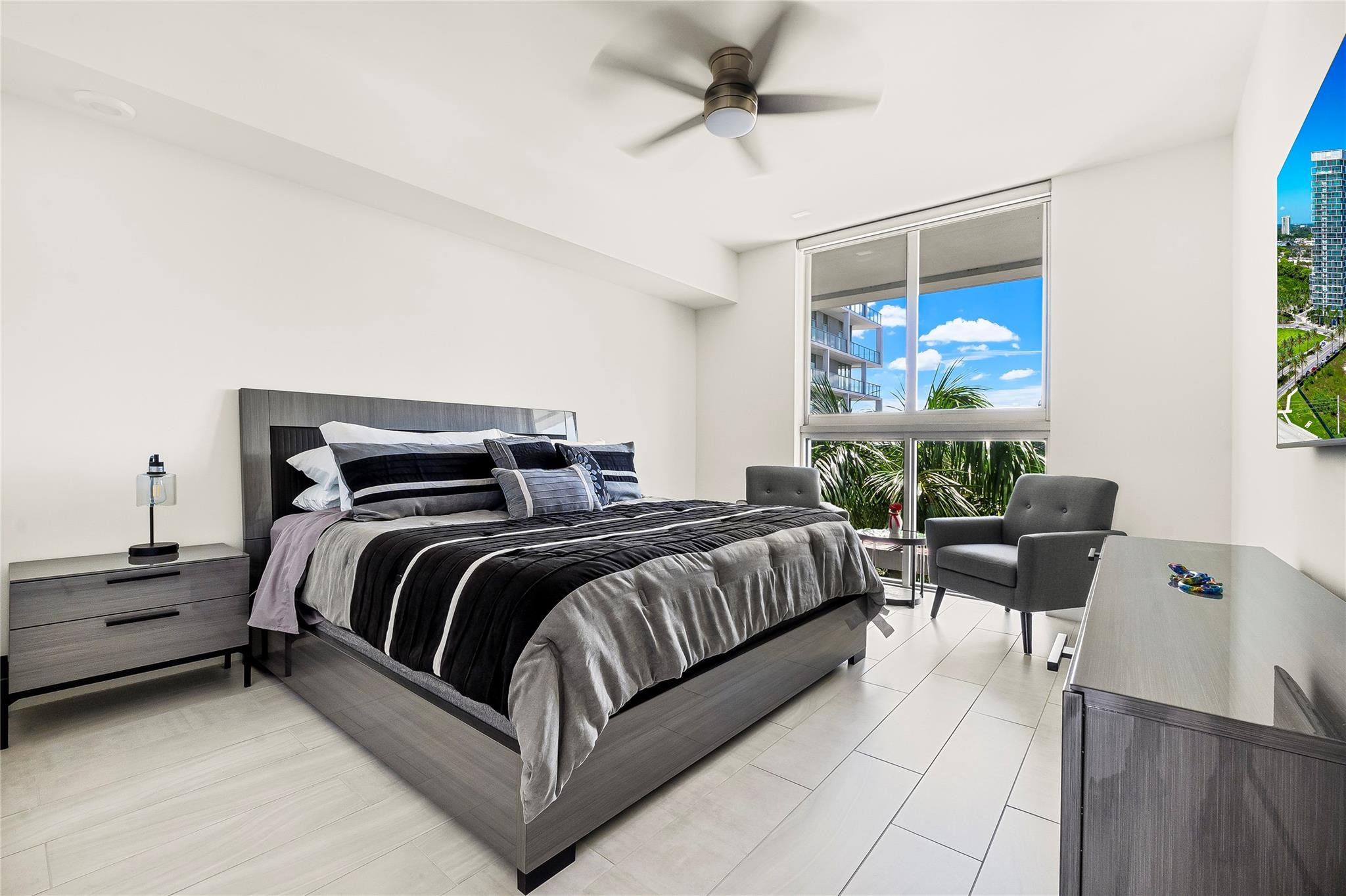 2000 Metropica Way 216 Property Photo 8