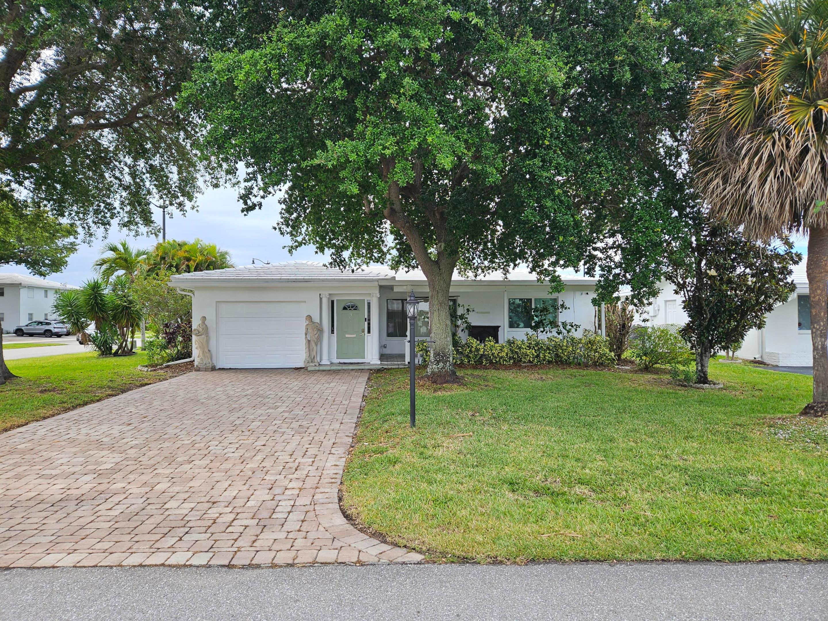 391 Leisure Boulevard Property Photo 1
