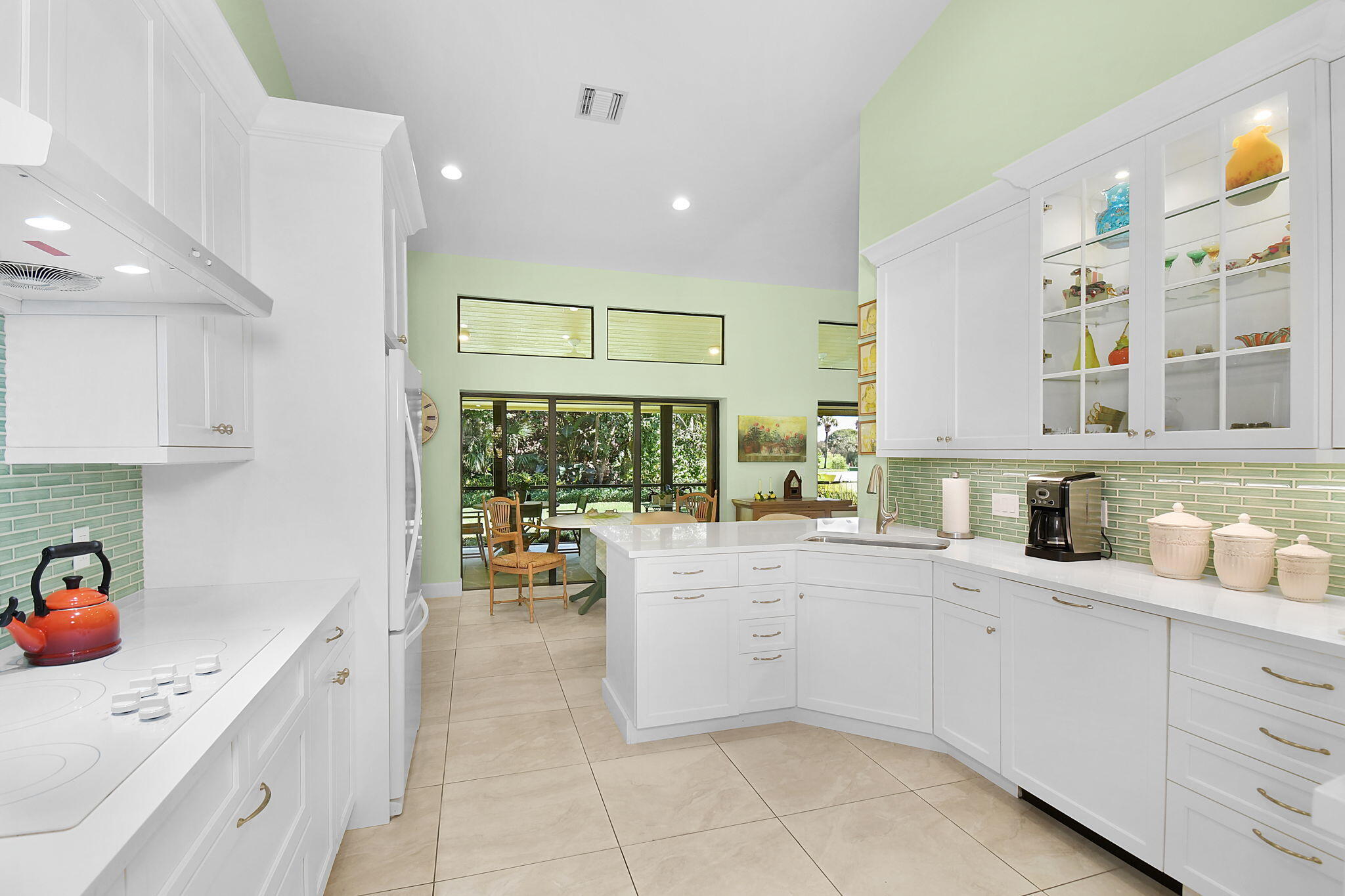 6111 Se Winged Foot Drive Property Photo 8