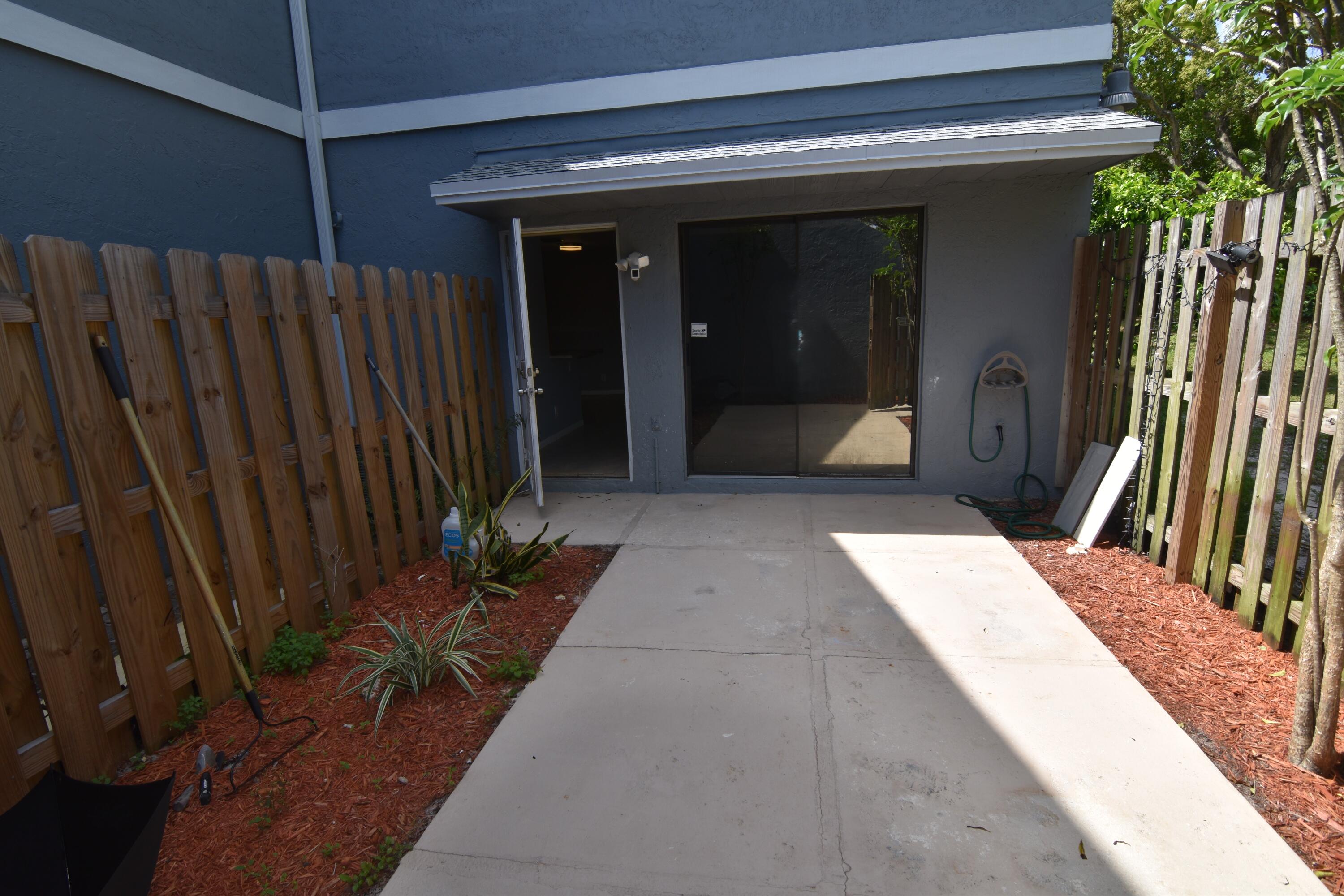 3 Crossings Circle B Property Photo 2