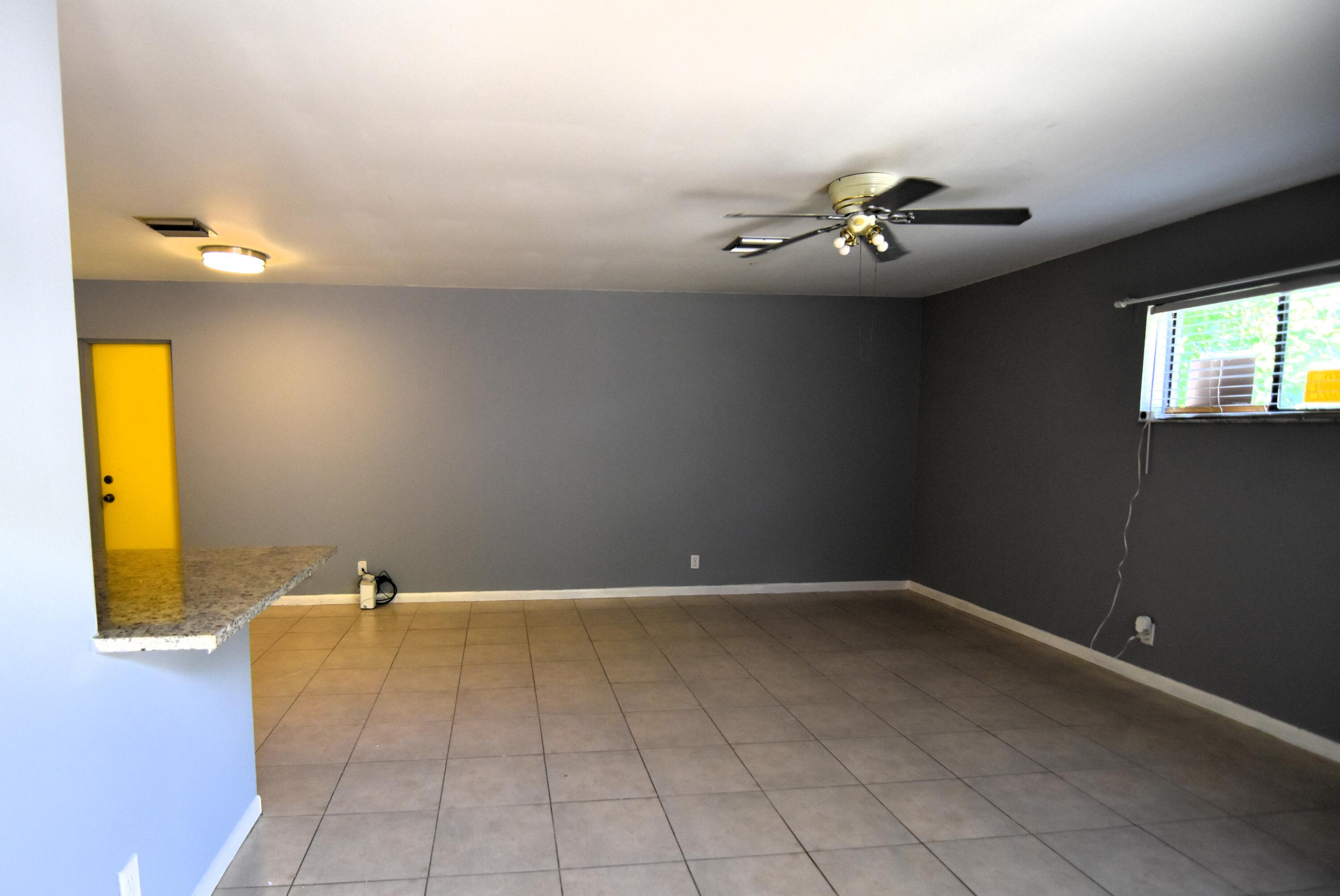 3 Crossings Circle B Property Photo 8