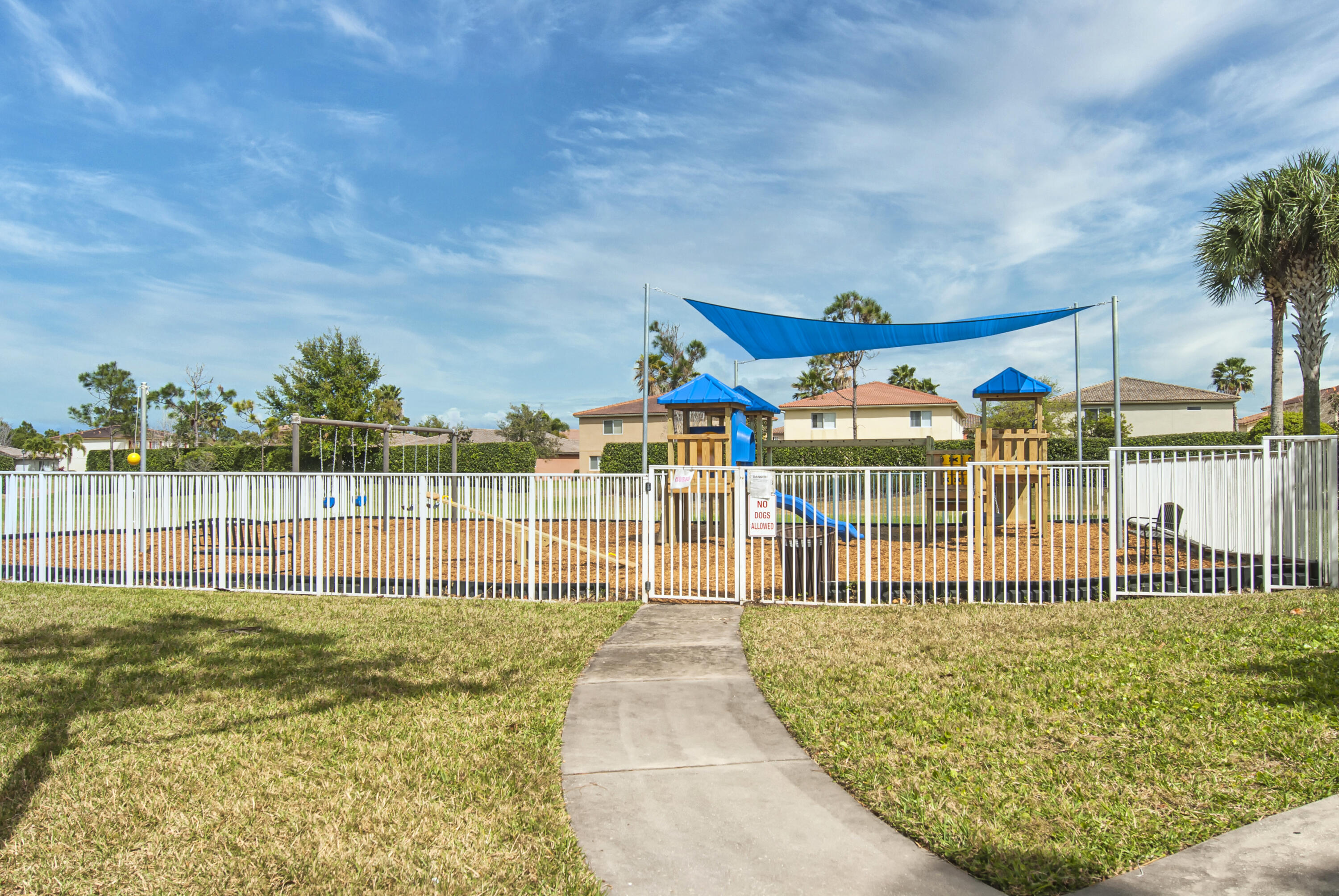 5561 57th Way Property Photo 28