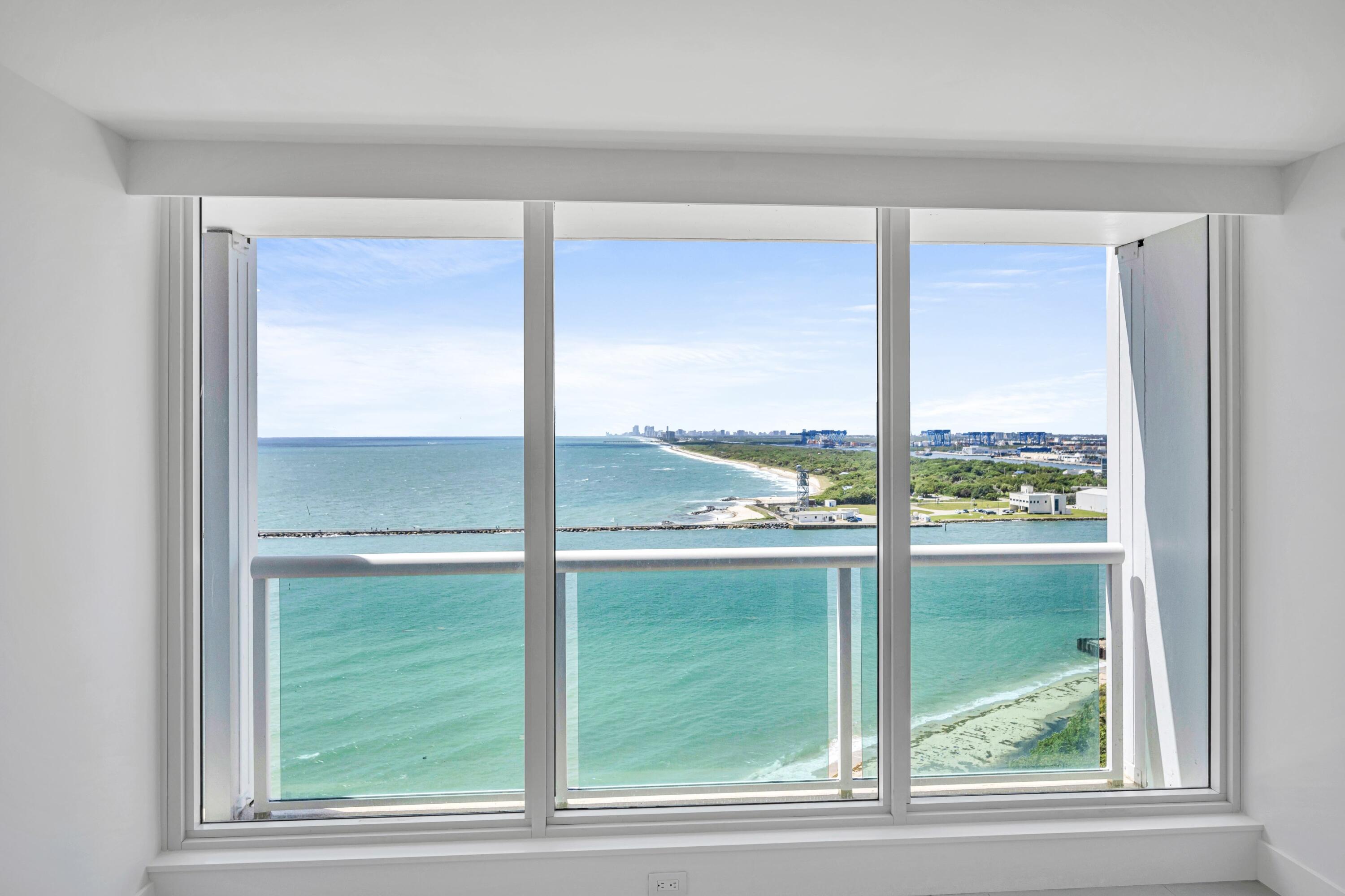 2100 S Ocean Lane 1608 Property Photo 19