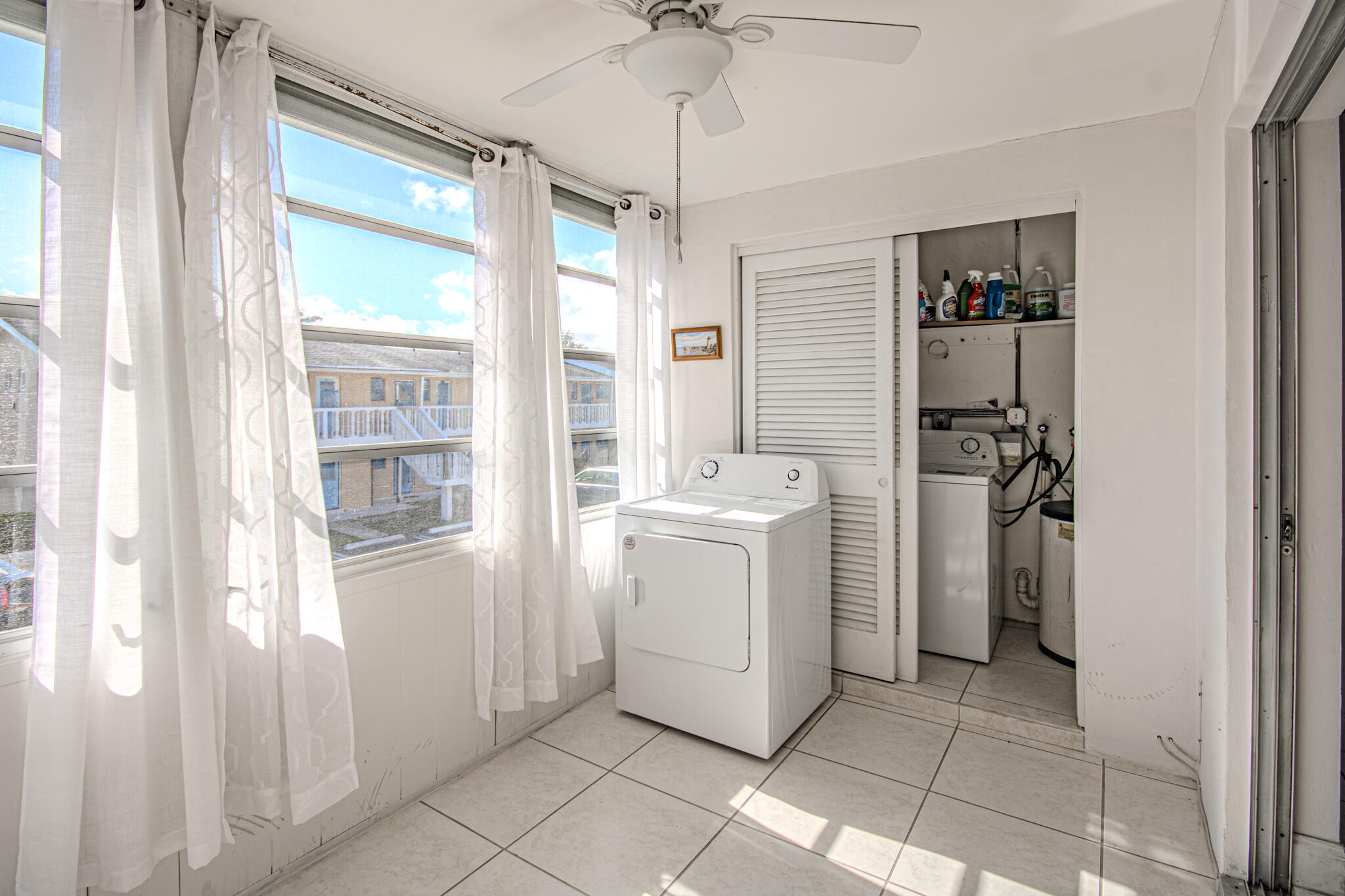 2222 Ne 1st Way 202 Property Photo 5