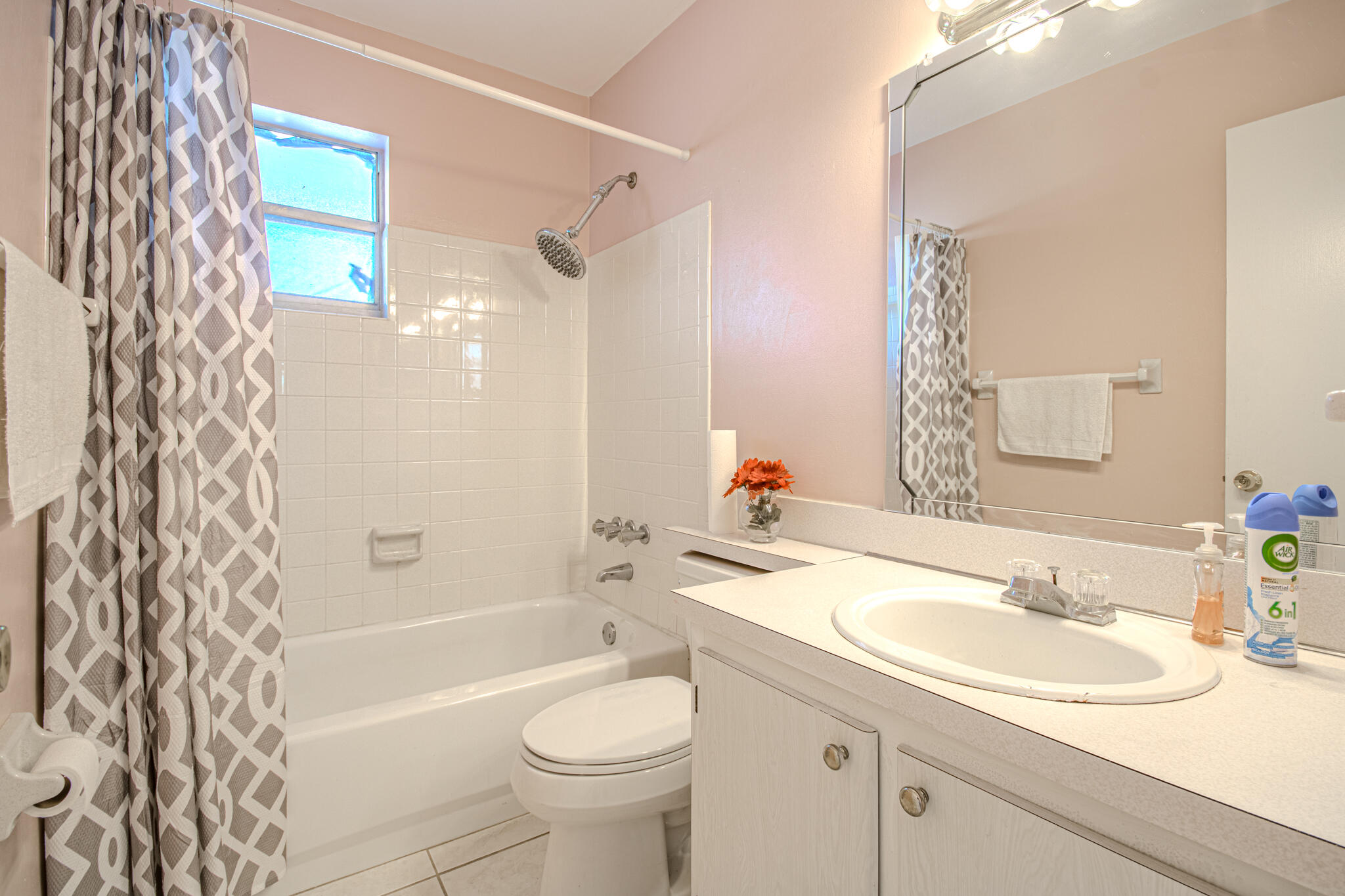 2222 Ne 1st Way 202 Property Photo 6
