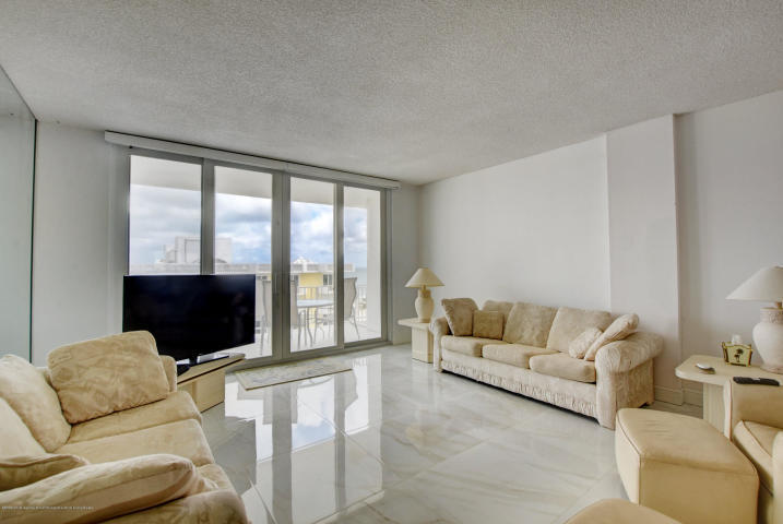 100 Worth Avenue 7 Property Photo 10