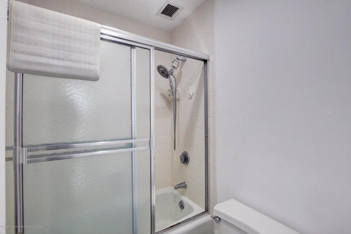 100 Worth Avenue 7 Property Photo 20