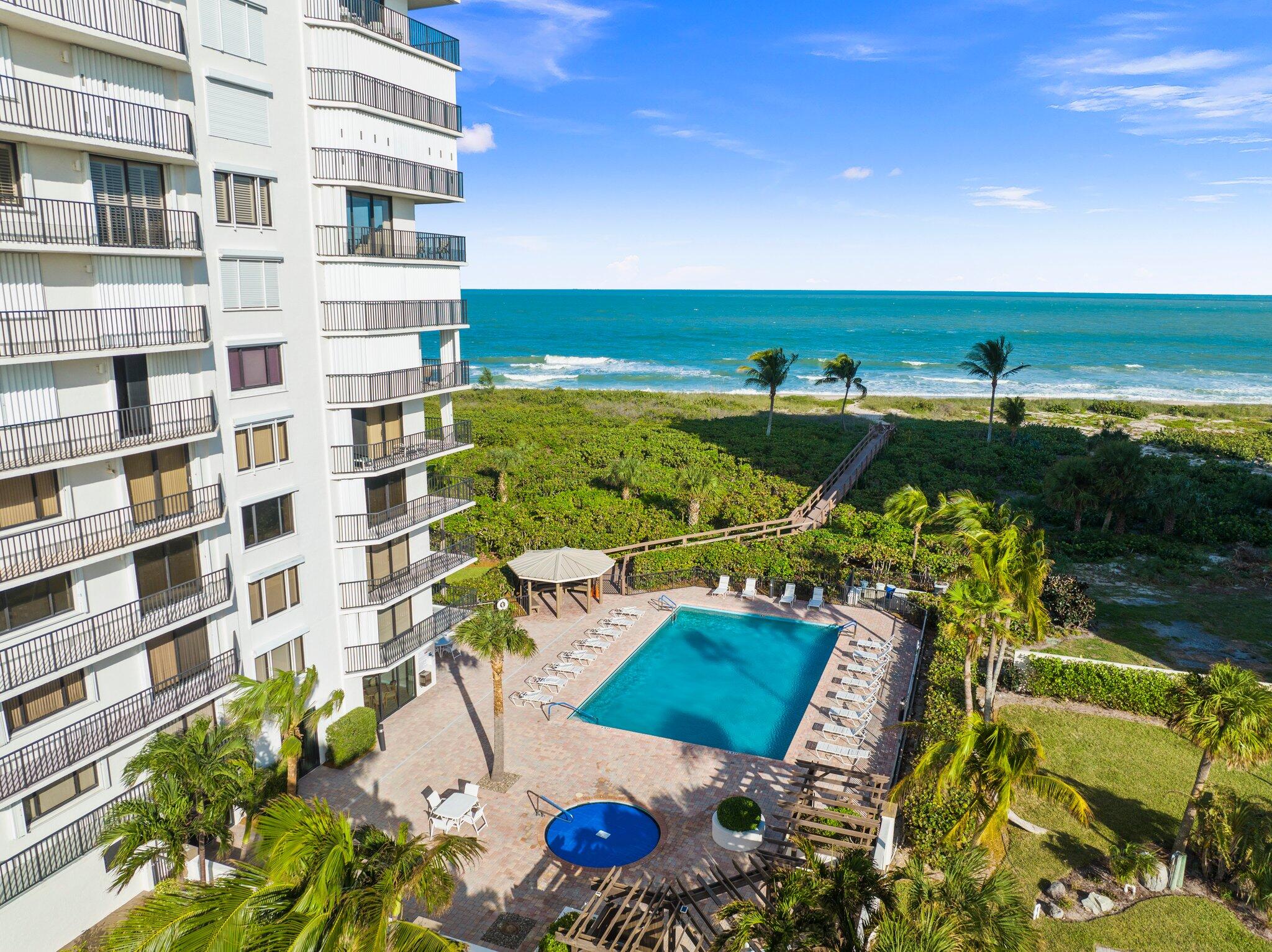 3120 N Highway A1a 402 Property Photo 3