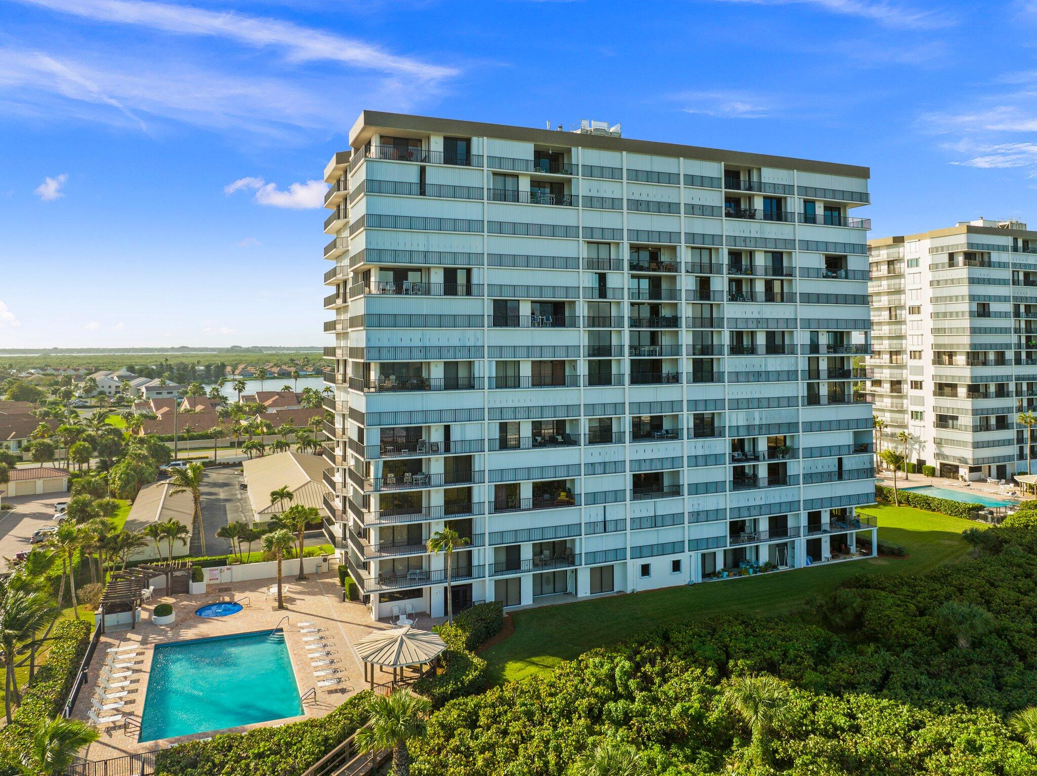 3120 N Highway A1a 402 Property Photo 8