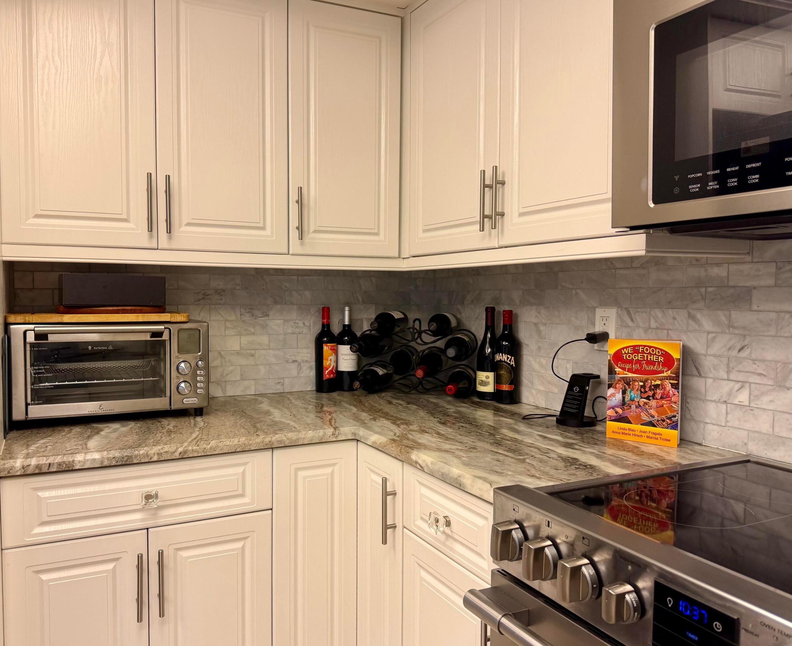 3120 N Highway A1a 402 Property Photo 16