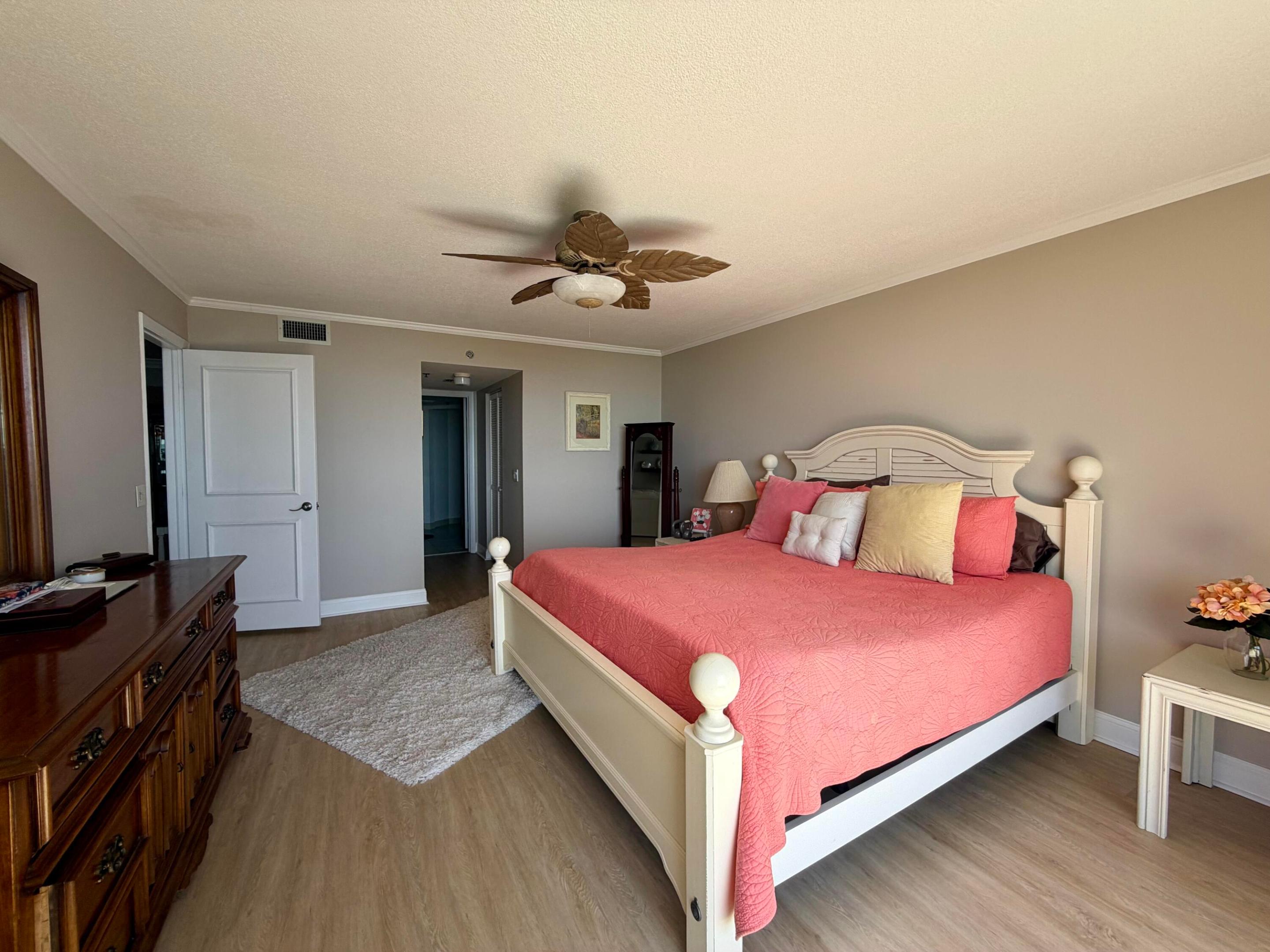 3120 N Highway A1a 402 Property Photo 31