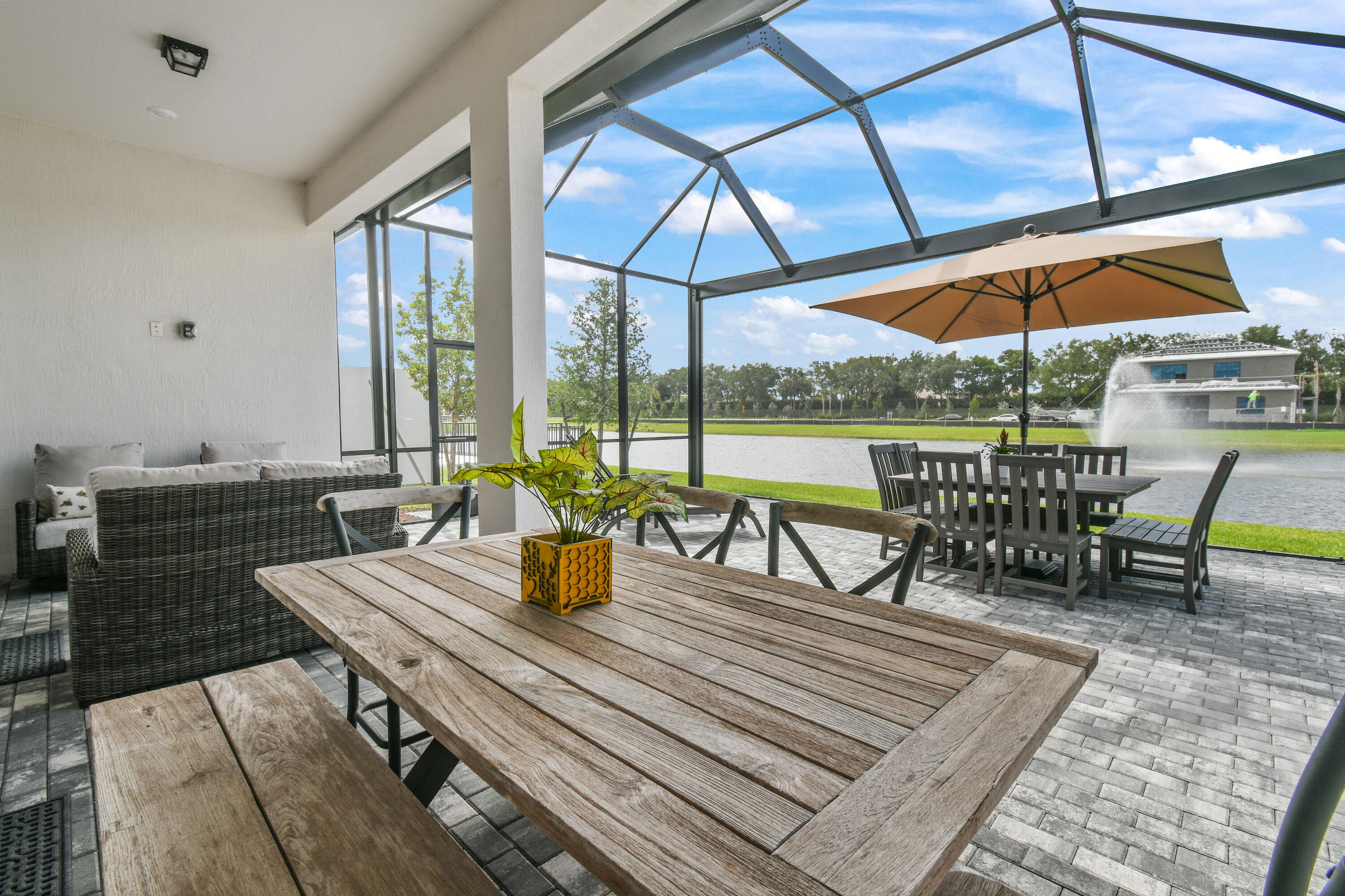 9358 Cape Honey Bee Lane Property Photo 39