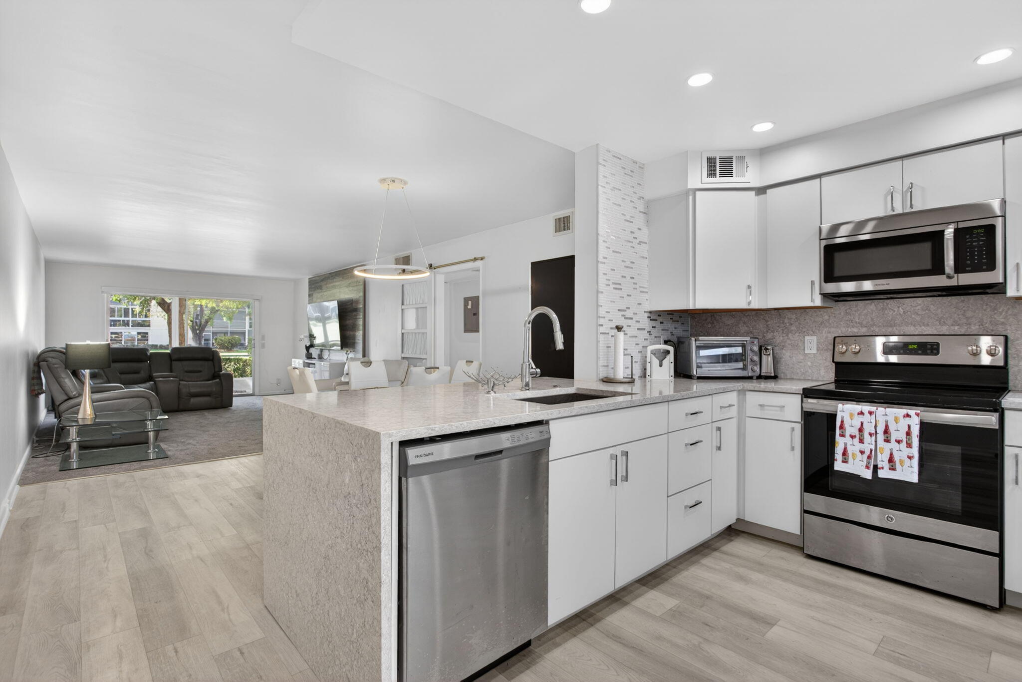 3201 Portofino Point F1 Property Photo 1
