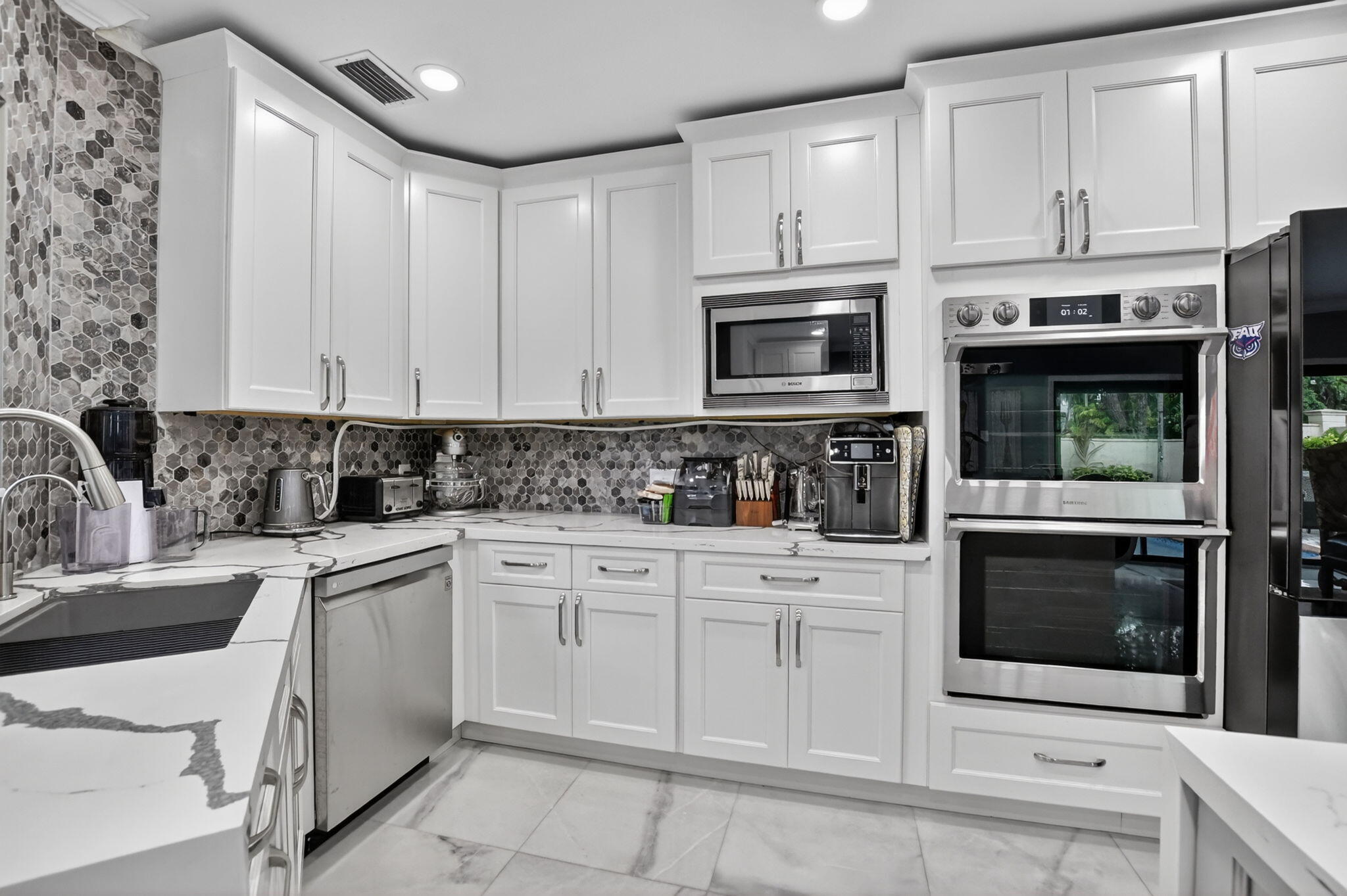 23260 Mirabella Circle N Property Photo 25