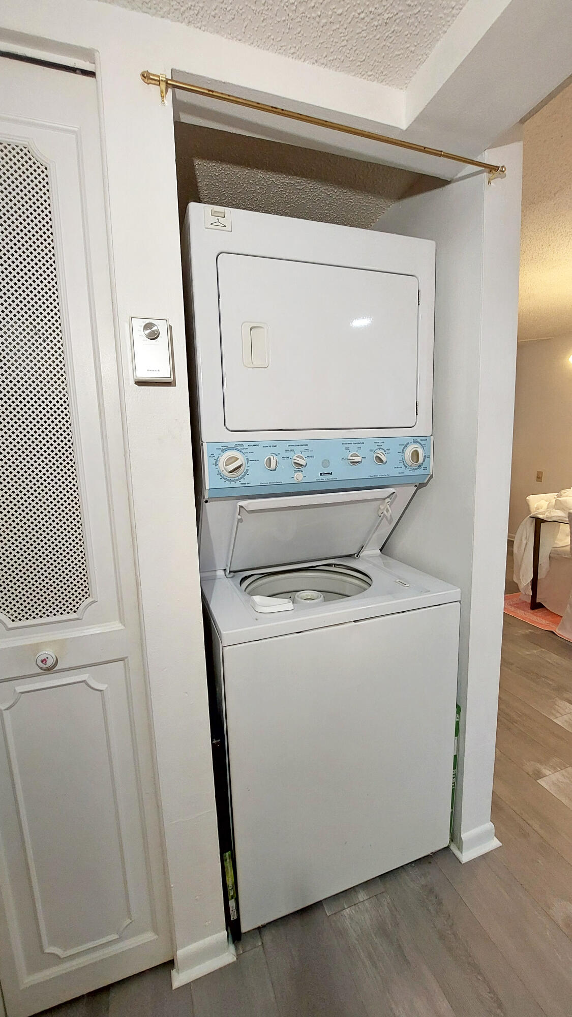 367 S Federal Highway C221 Property Photo 15