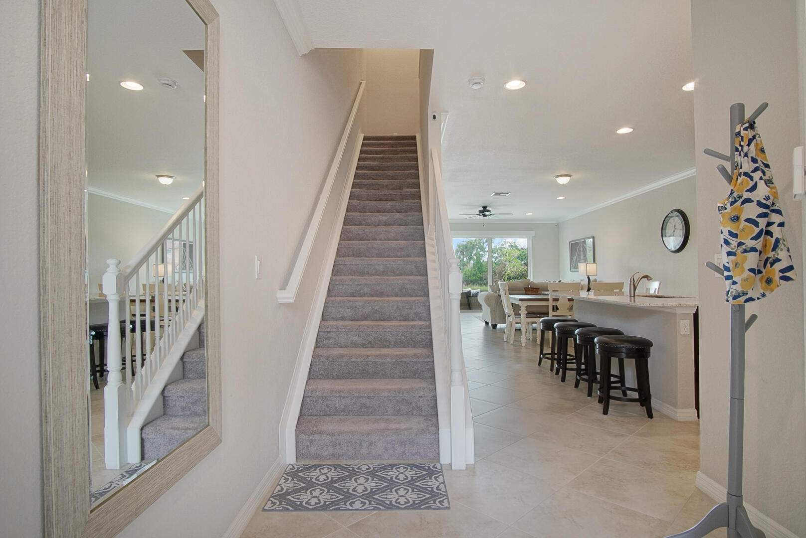 638 Sw Glen Crest Way Property Photo 4